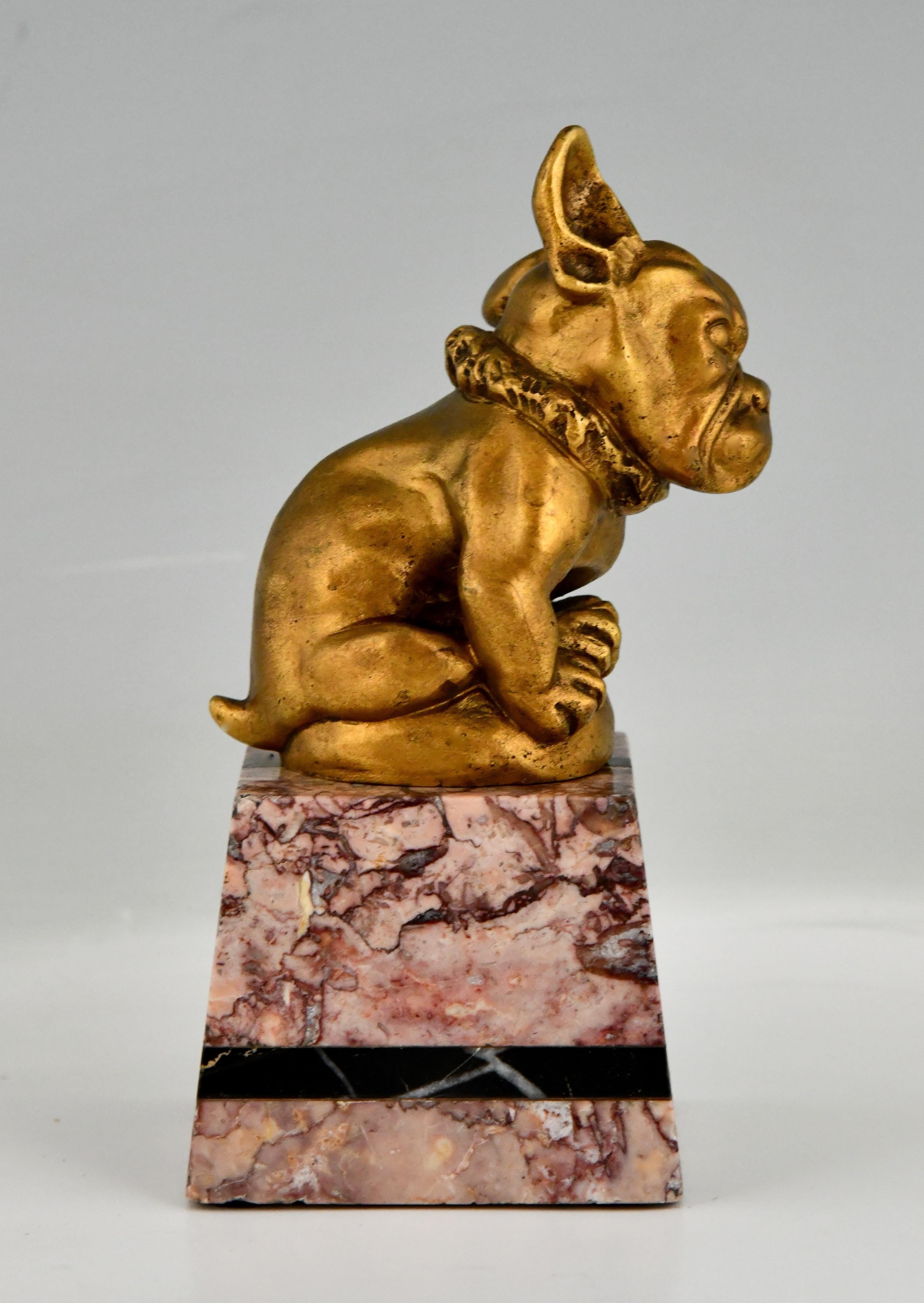 Französischer Art-Déco-Bronze-Auto-Mascot- Bulldogge, signiert von Gaston H. Bourcart, 1925 im Angebot 1