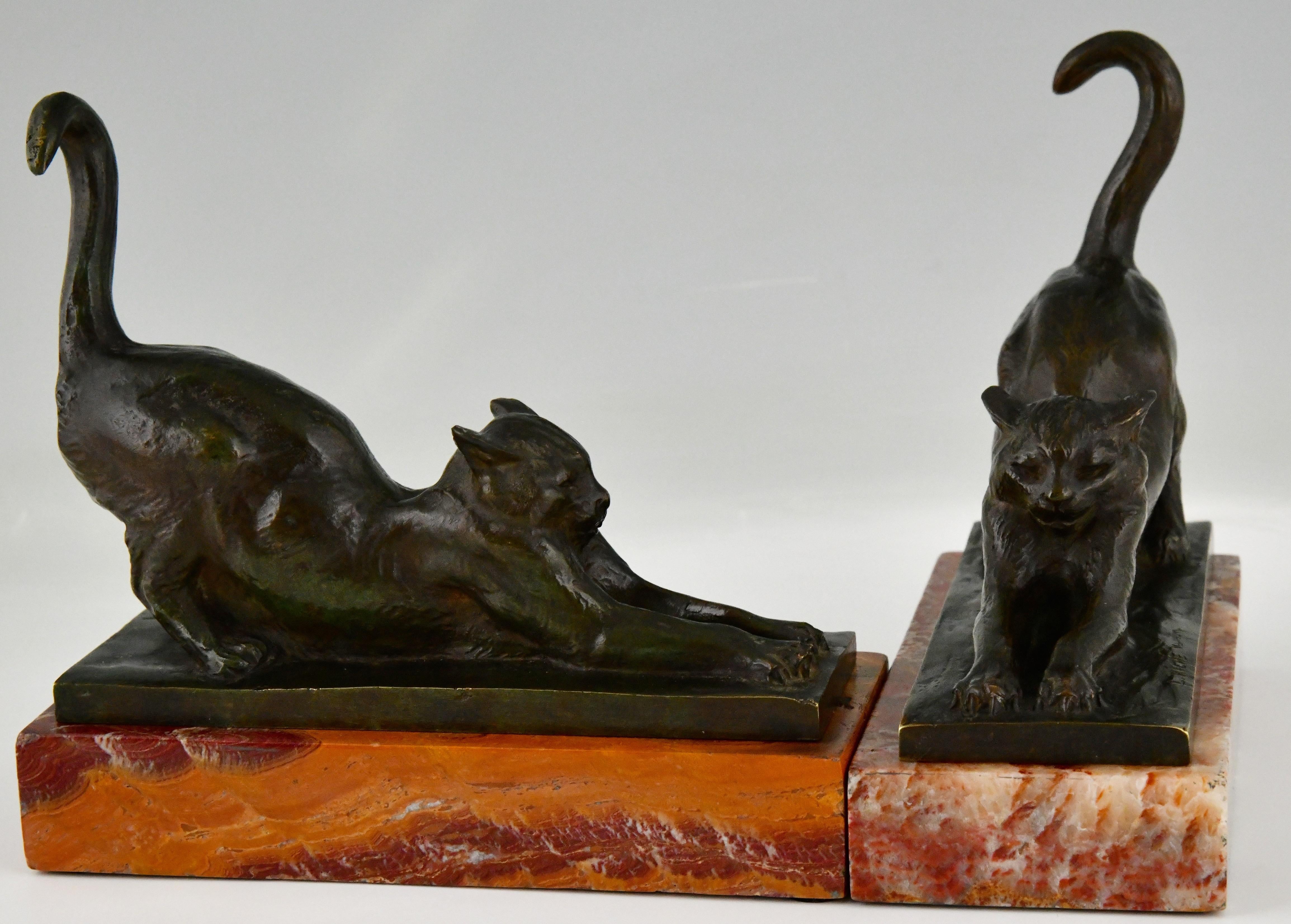 Buchstützen aus Bronze mit Katzenmotiv im Art déco-Stil von Louis Riche, Patrouilleau-Gießerei, Frankreich 1920 im Angebot 3