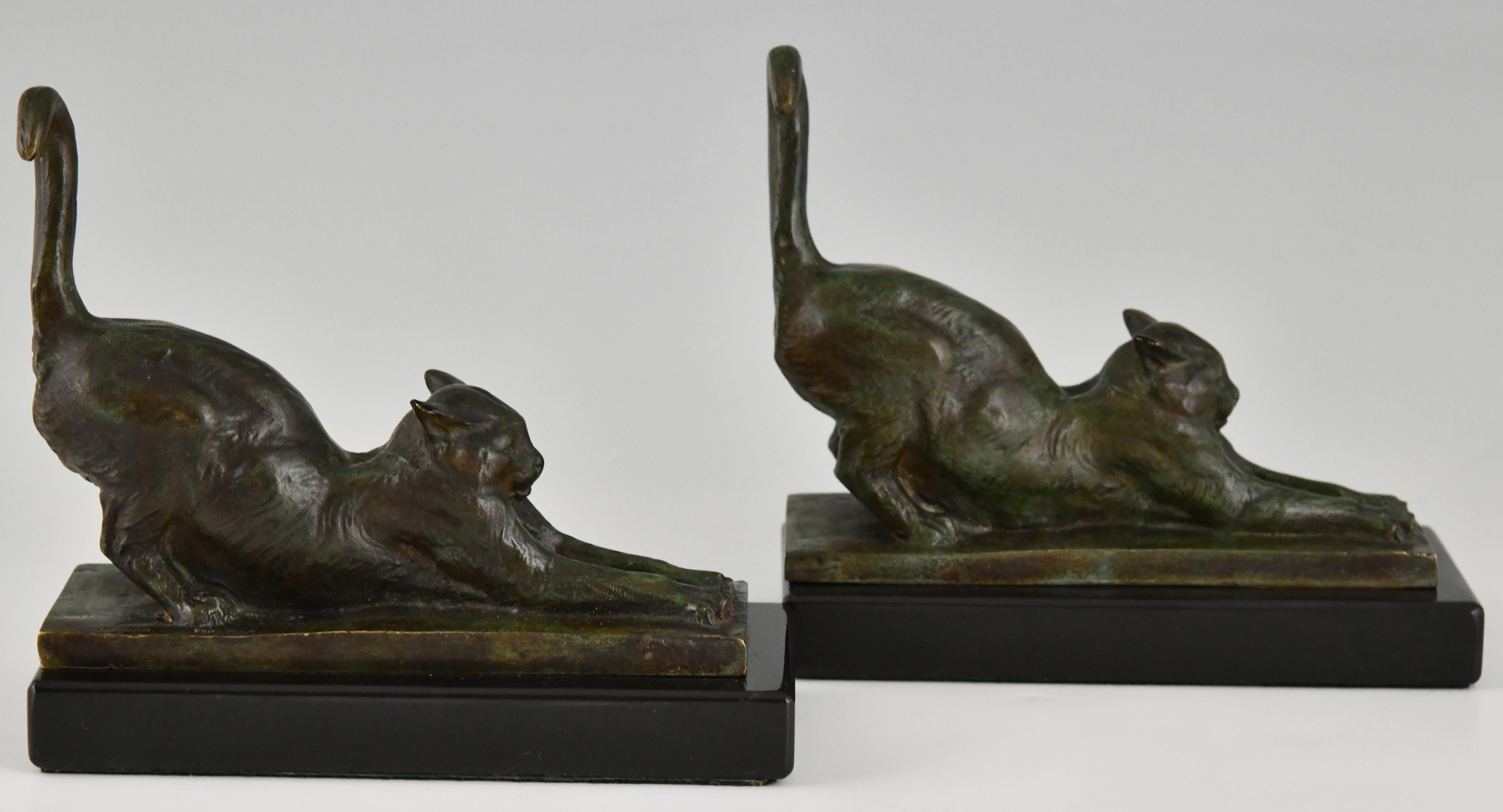 Art Deco Bronze Cat Bookends by Louis Riche, France, 1920 2