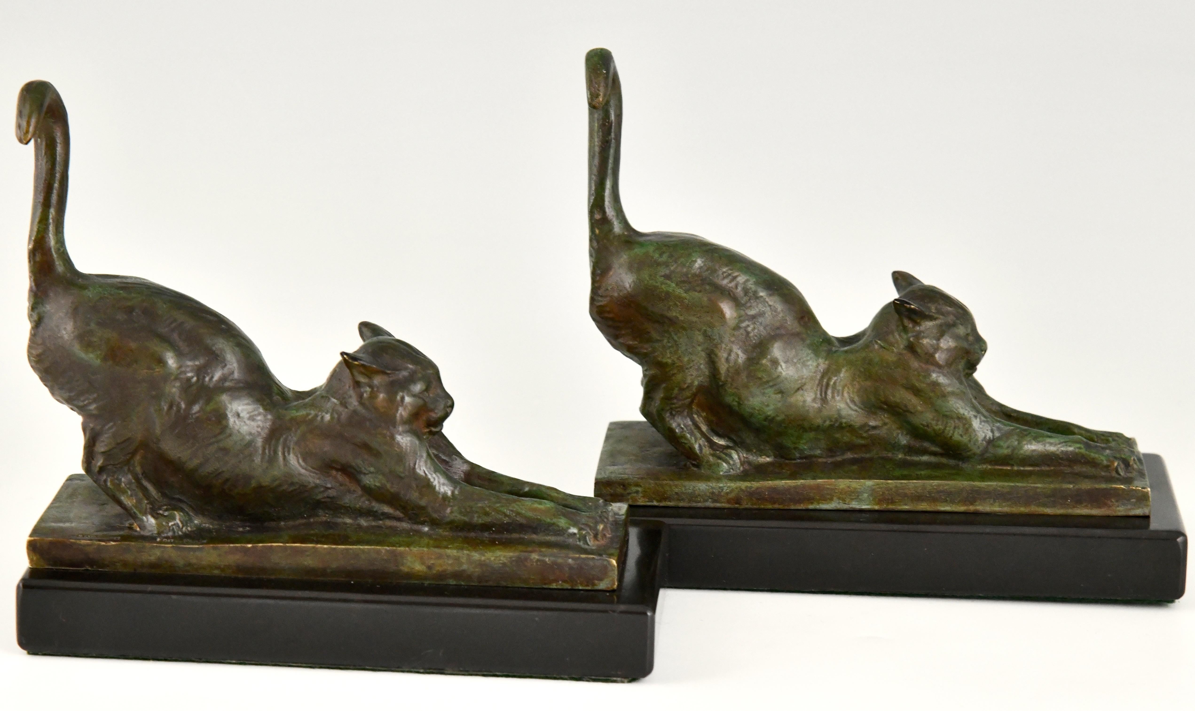 Art Deco Bronze Cat Bookends by Louis Riche, France, 1920 3