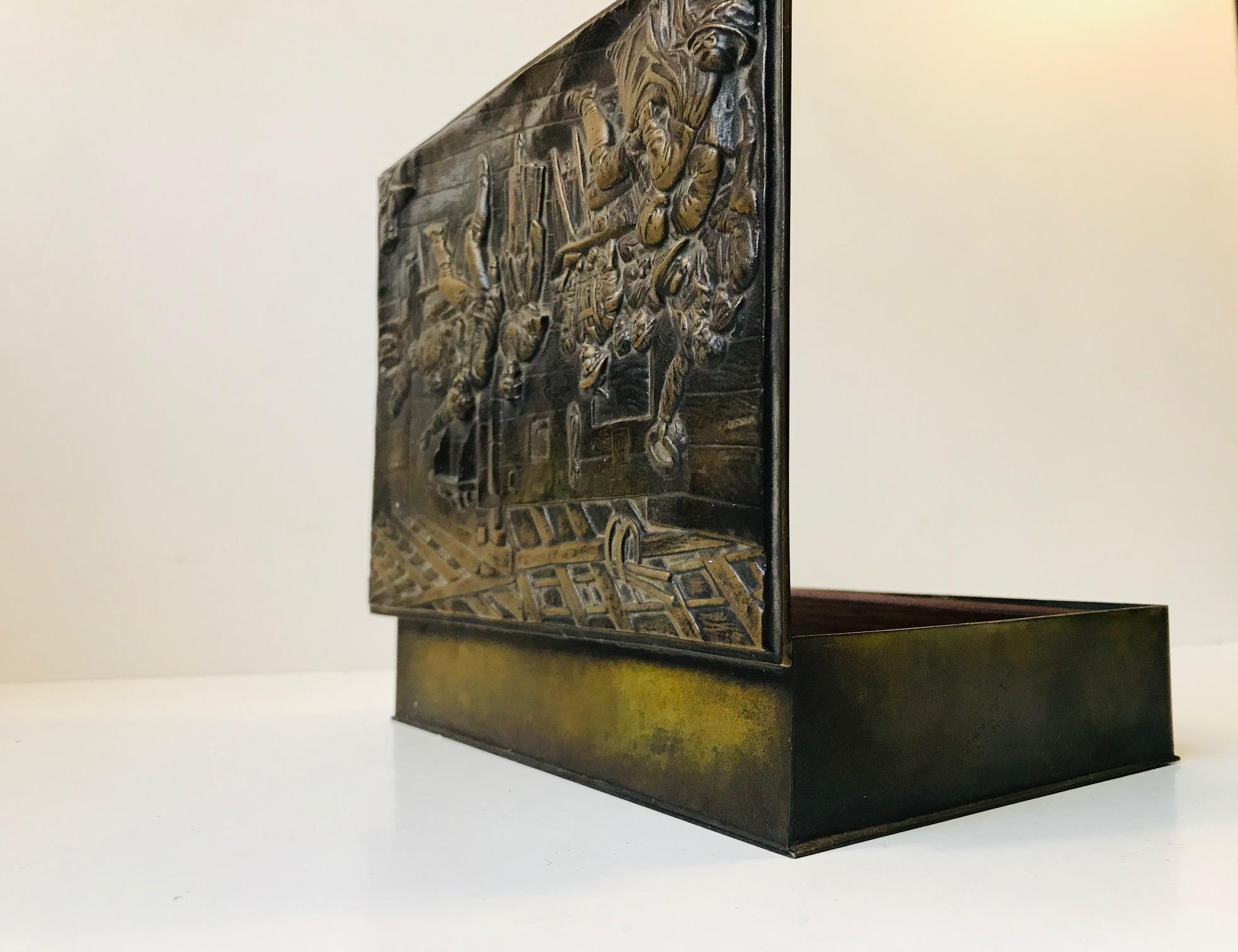 - Art Deco cigar box with medieval motif
- It was designed by Holger Fridericias for his own company HF 
- Produced in Denmark during the 1930s.
- Made of verdigris treated bronze.