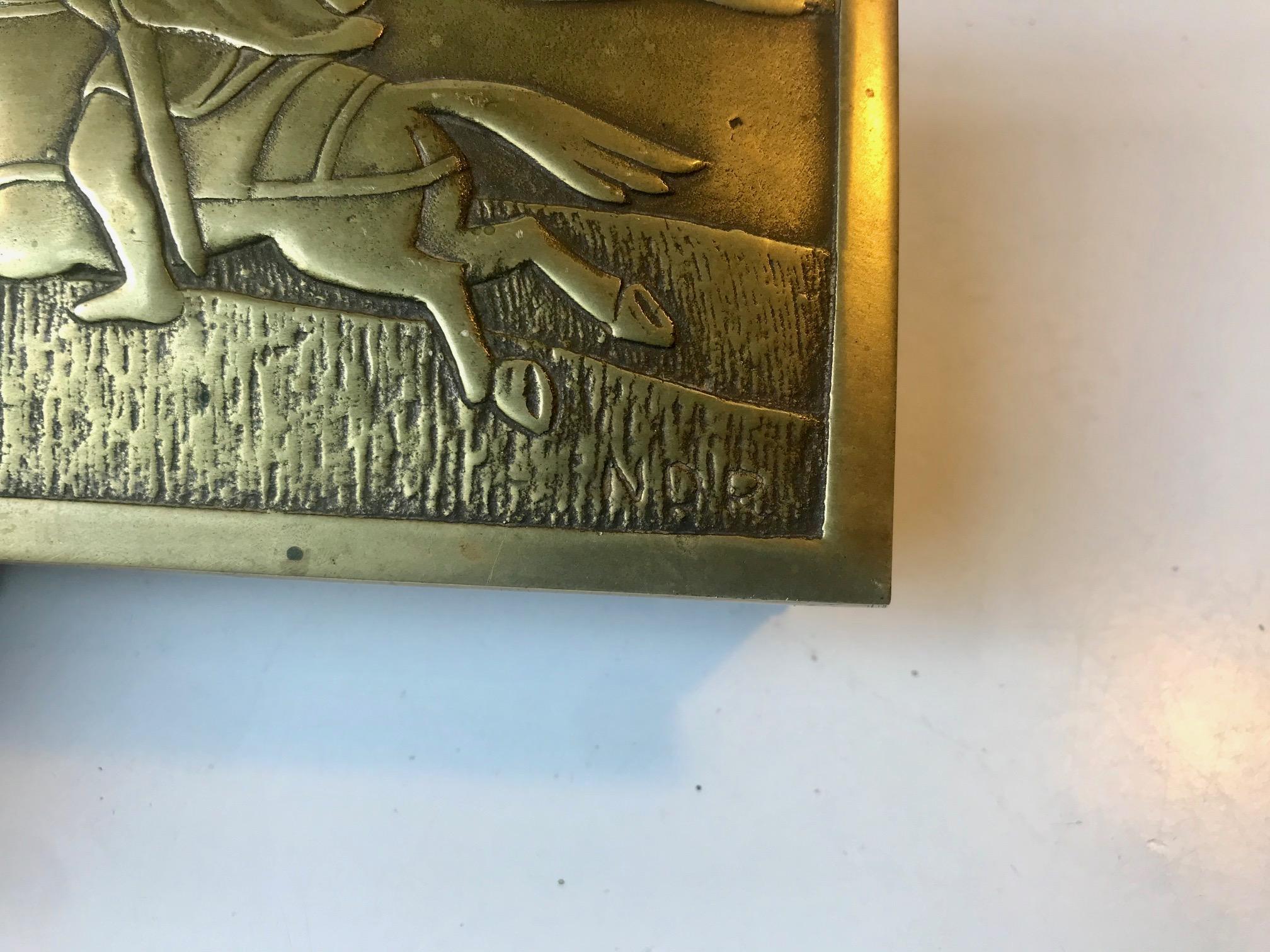 Bronze Boîte à cigarettes Art Déco en bronze avec soldat par N. Dam Ravn, Danemark, années 1930 en vente
