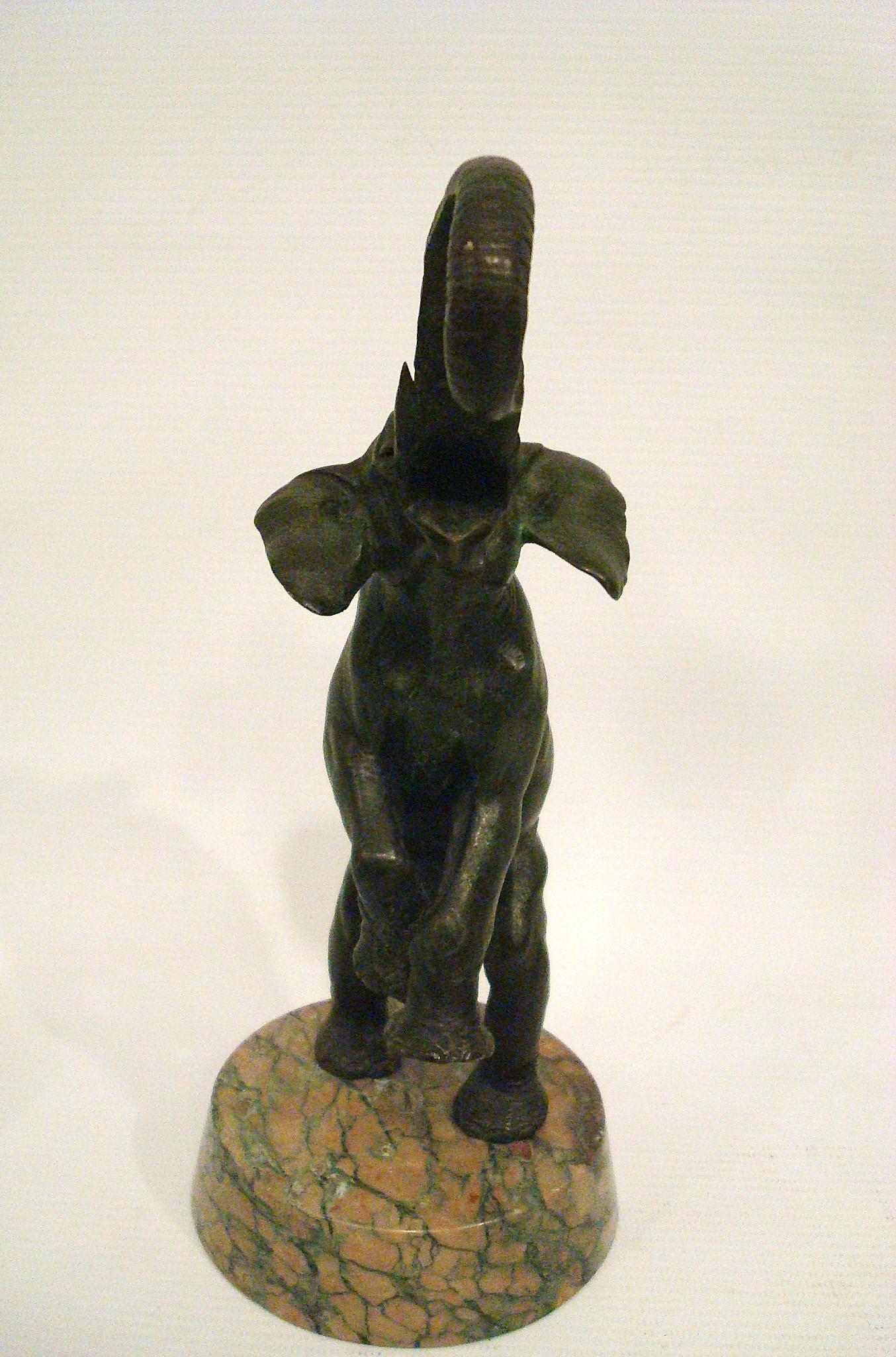 Elefante da circo in bronzo Art Deco di Charles Paillet, Francia, anni '20 In condizioni buone in vendita a Buenos Aires, Olivos