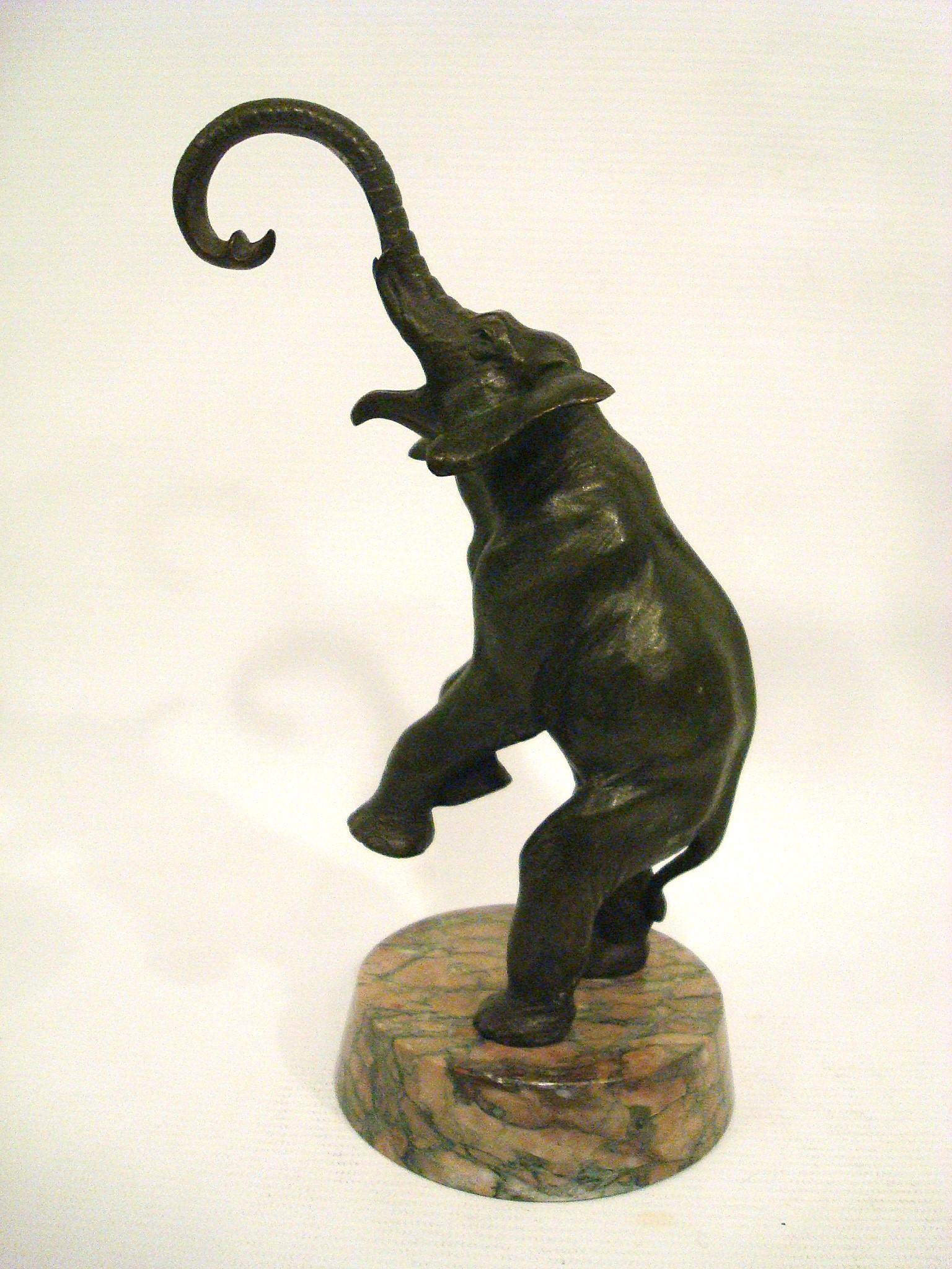 Bronzo Elefante da circo in bronzo Art Deco di Charles Paillet, Francia, anni '20 in vendita