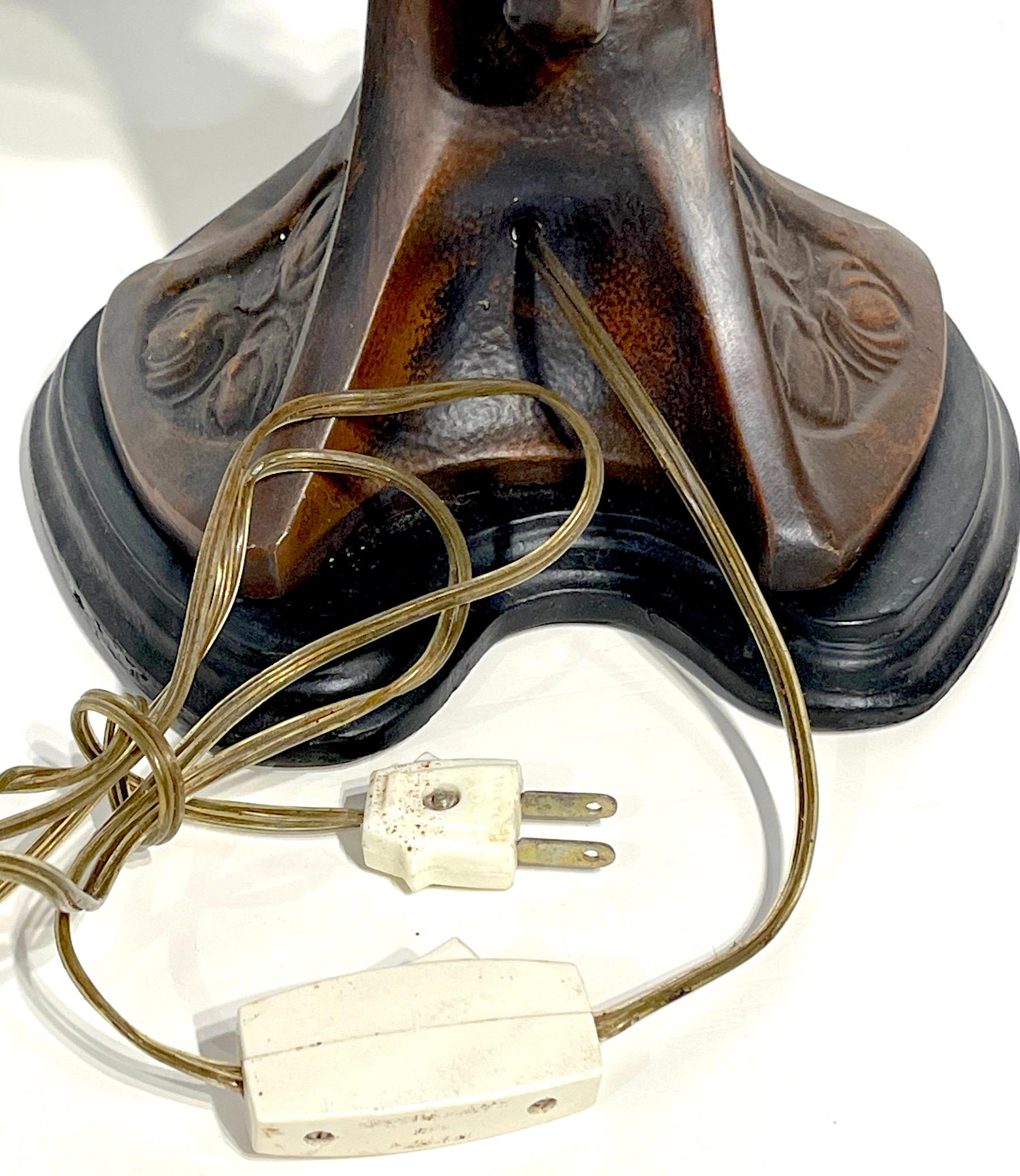 Art Deco Bronze Clad Monkey Motif Table Lamp, Austria, C. 1925 In Good Condition In West Palm Beach, FL