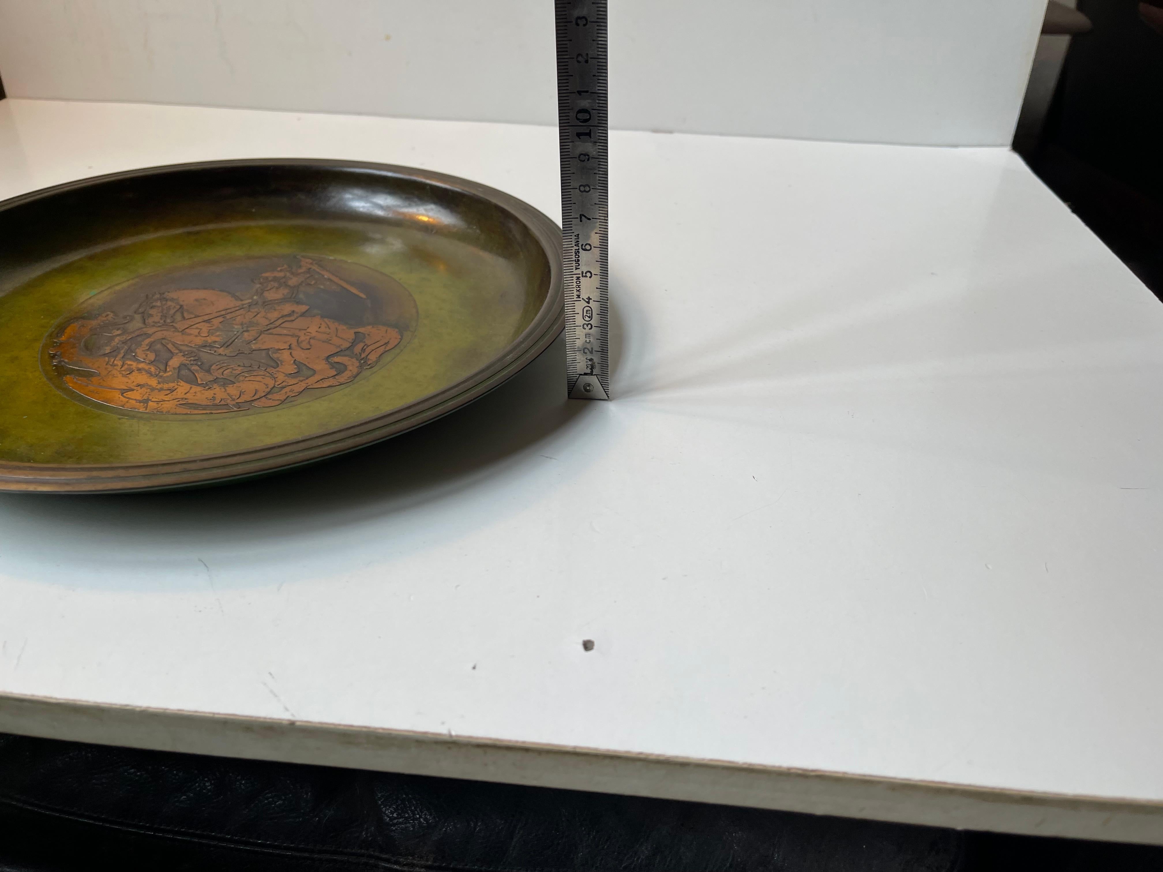 Piatto in bronzo Art Deco w. Patina verde di Verdigris di Holger Fridericias, anni '30 in vendita 1