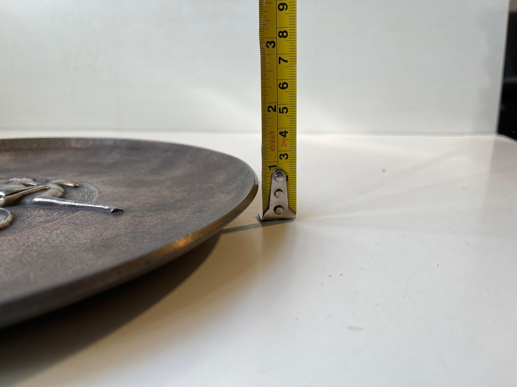 Art Deco Bronze Dish with Antelopes, 1930s 1