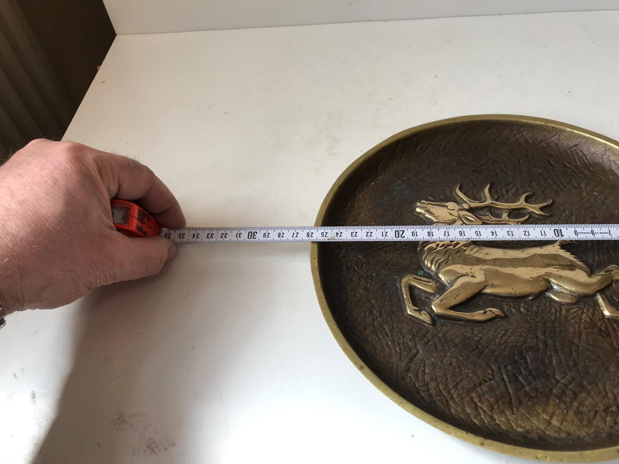 Mid-20th Century Art Deco Bronze Dish with Stag by Crown Copenhagen, 1930s For Sale