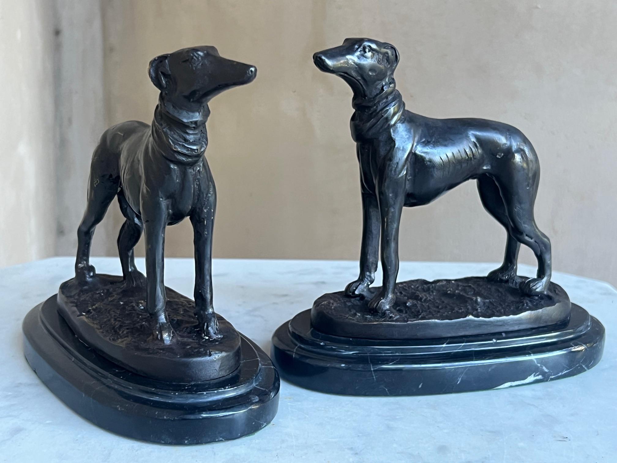 Chiens Art Déco en bronze sur socle en marbre - Lot de 2 en vente 7