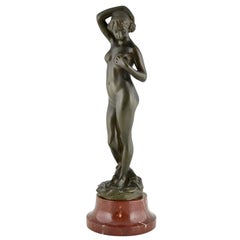 Sculpture en bronze Art déco de nu féminin par Alexandre Caron, France 1920