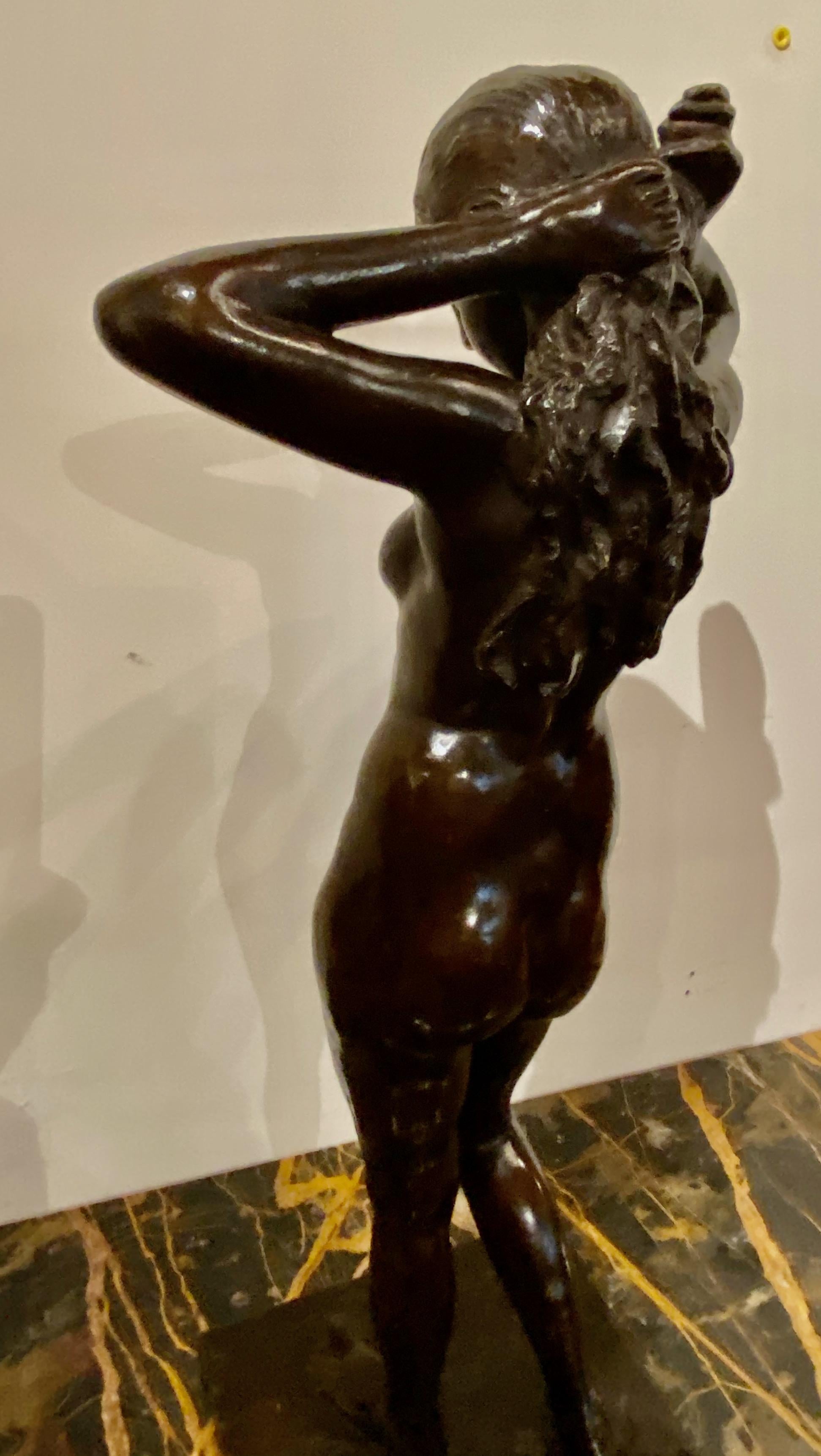 Art Deco Bronze Female Statue by Belgian Artist M. D'Haveloose In Good Condition For Sale In Oakland, CA