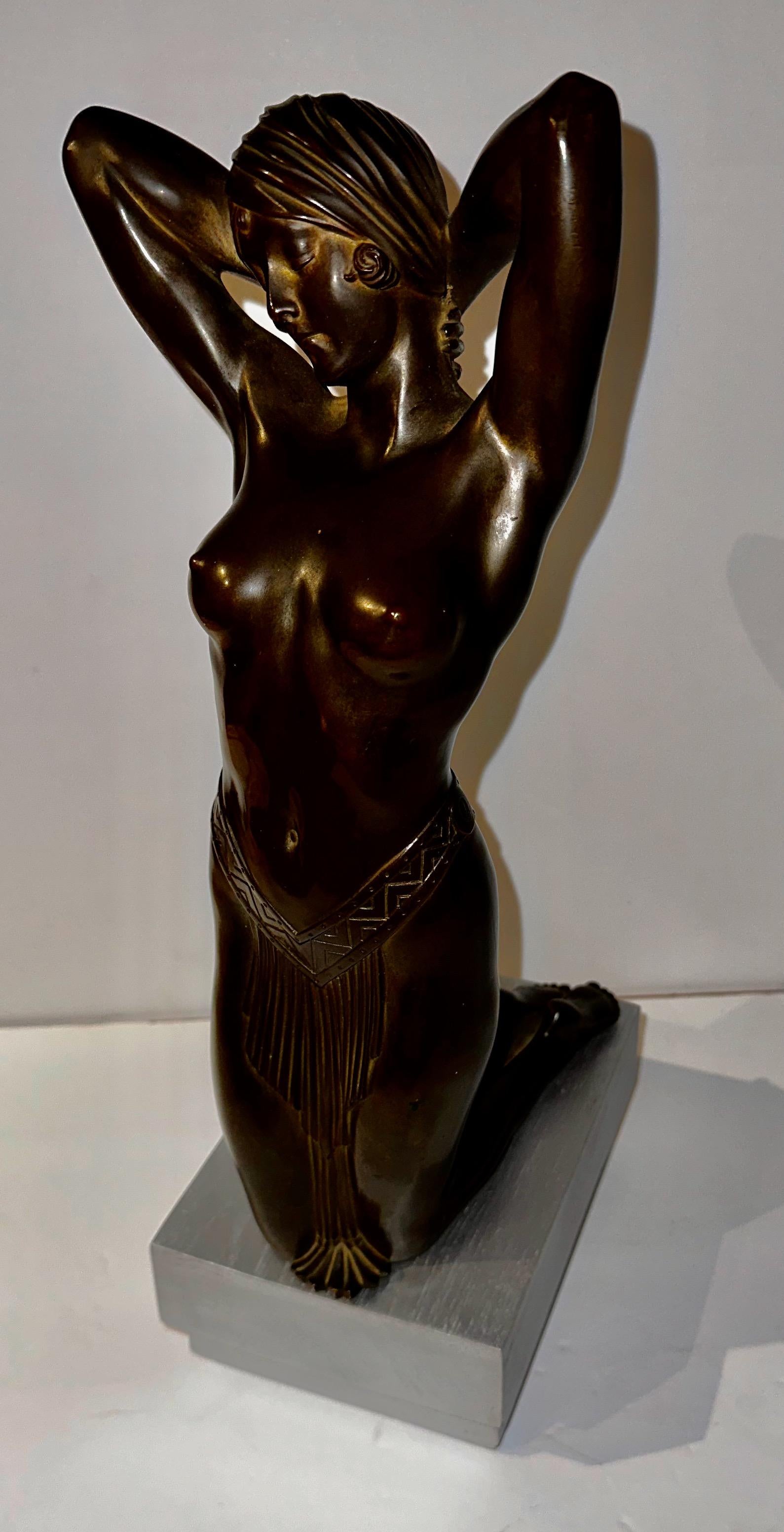 Art Deco Bronze Female Statue Egyptian Inspired Headdress and Waist Treatment In Good Condition For Sale In Oakland, CA