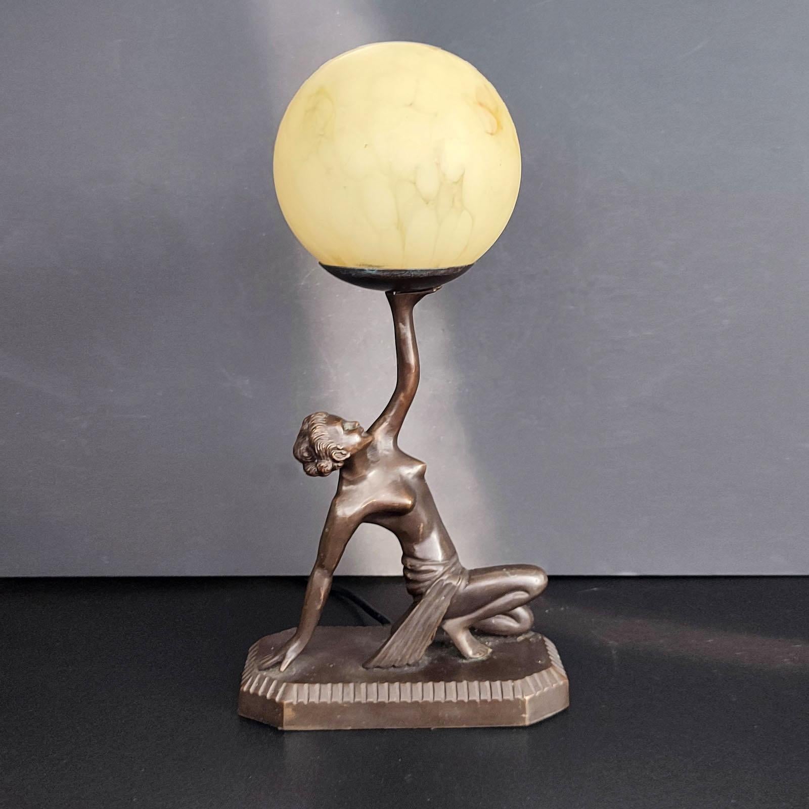 European Art Deco Bronze Figural Table Lamp, Dancer with Ball, in the Style of Lorenzl For Sale