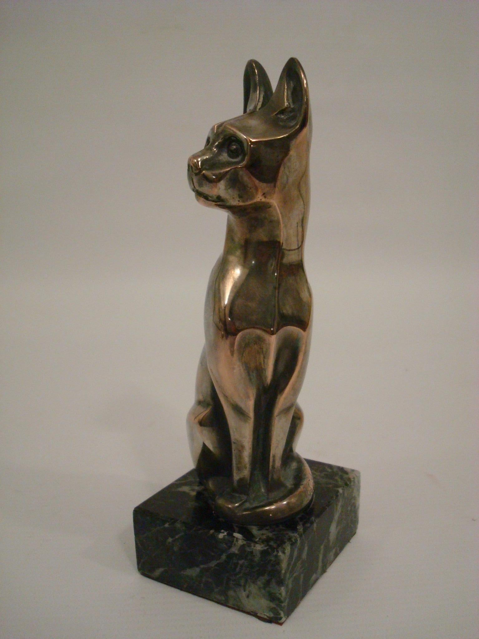 Art Deco Bronze Figure of a Cat 'Chat De Siam Assis' by Edouard M. Sandoz For Sale 4