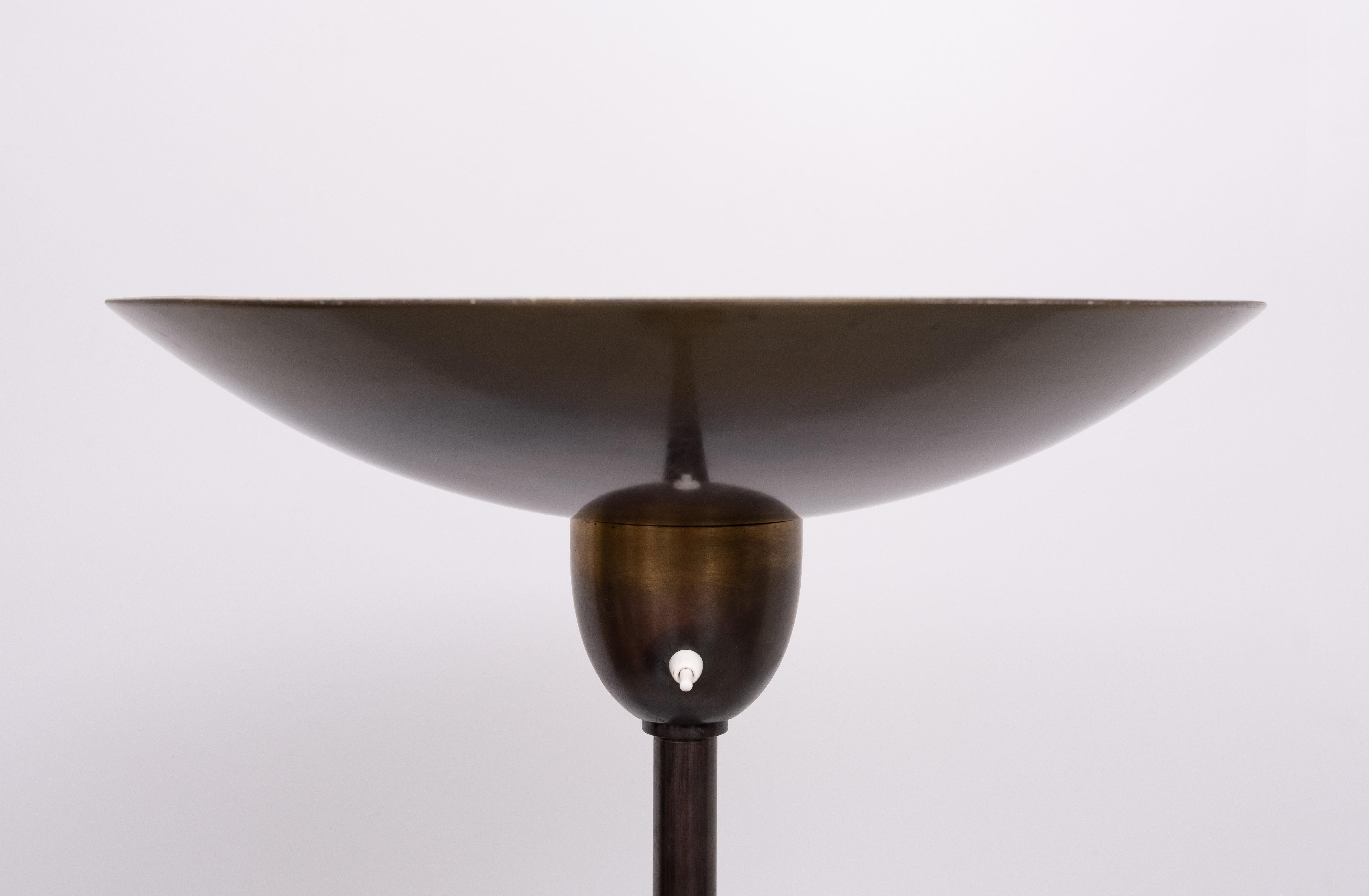 French Art Deco  Bronze Floor lamp France 1930s For Sale
