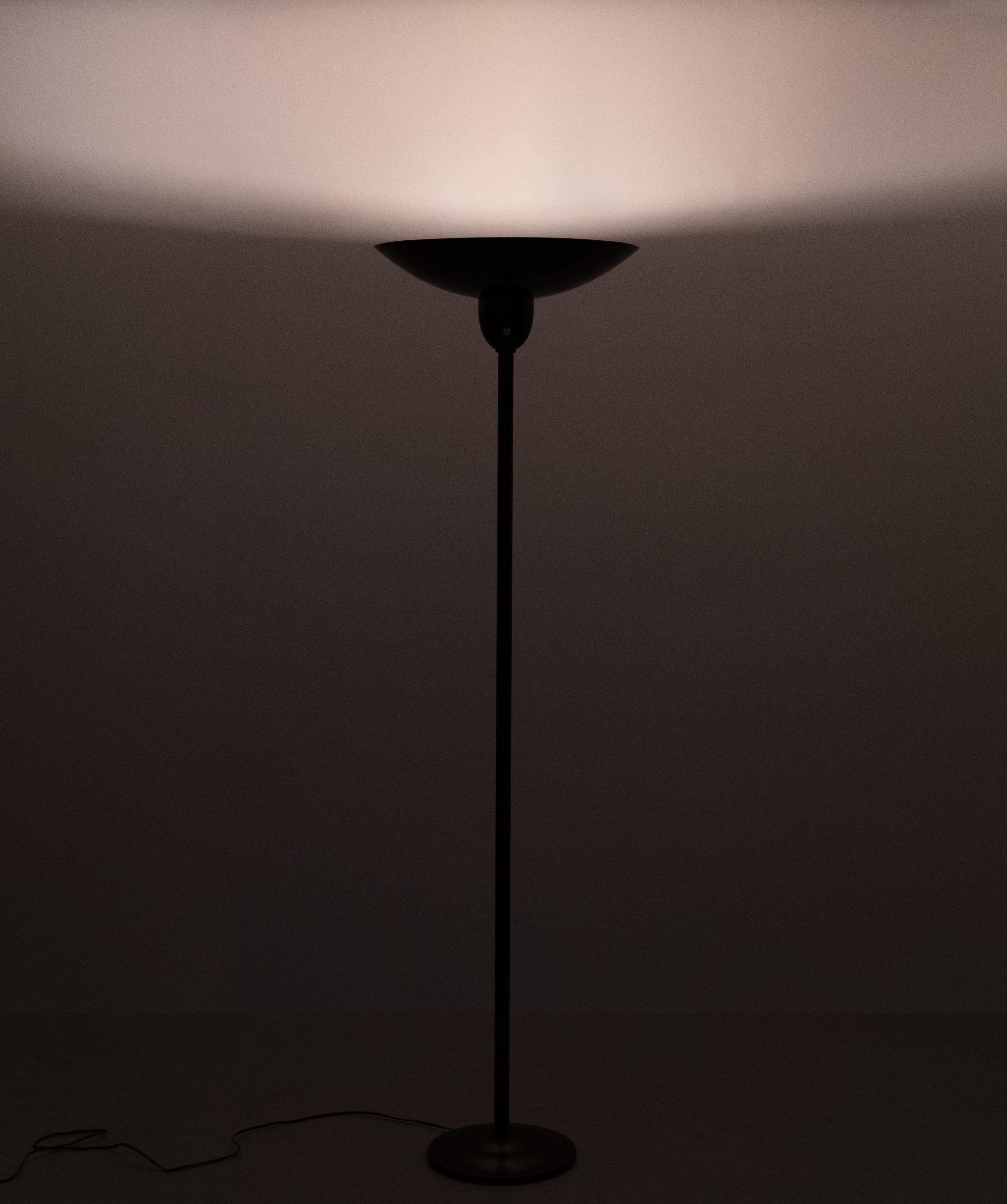 Mid-20th Century Art Deco  Bronze Floor lamp France 1930s For Sale