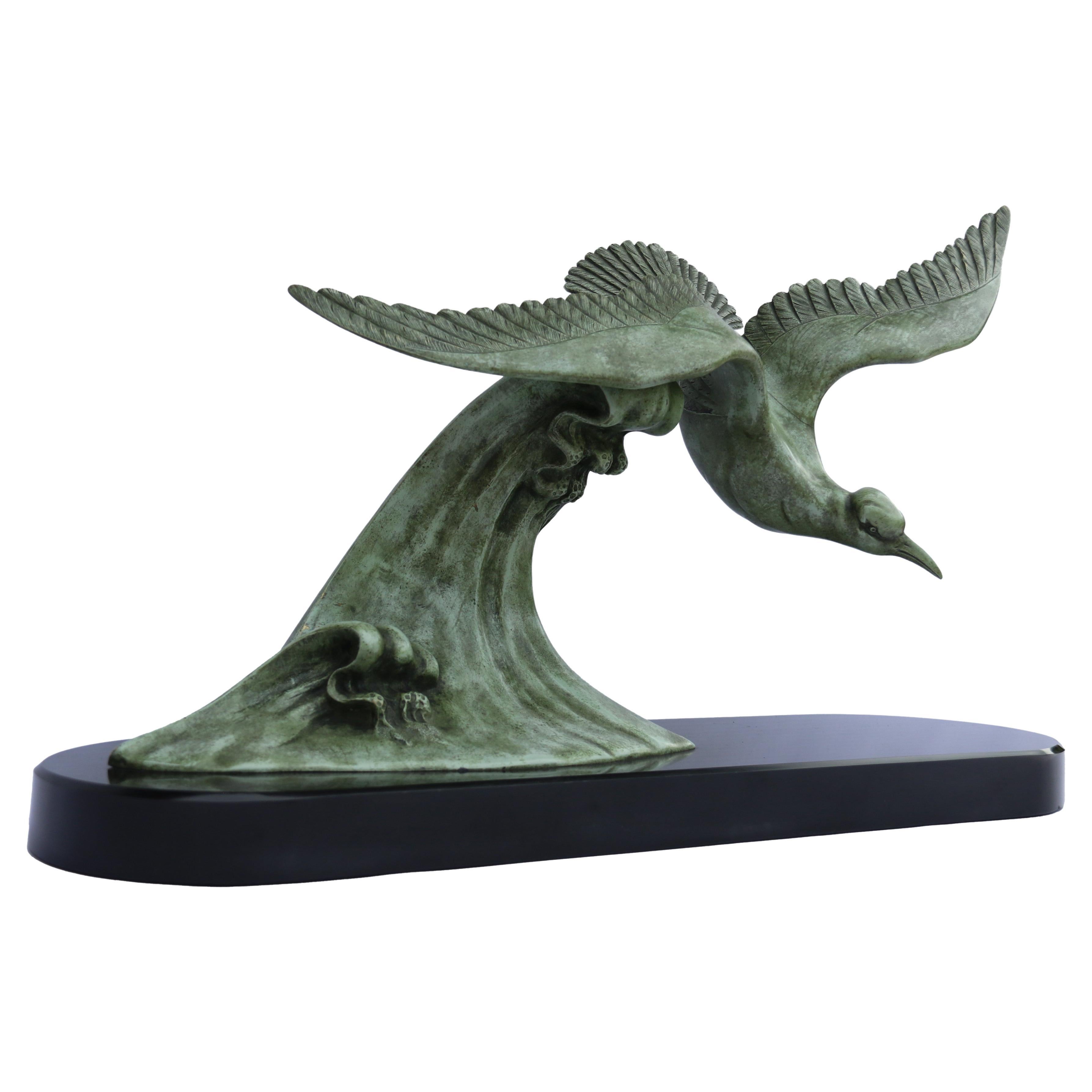 Art Deco Bronze French Study of an Albatross by Emile Dautrive, circa 1930 For Sale