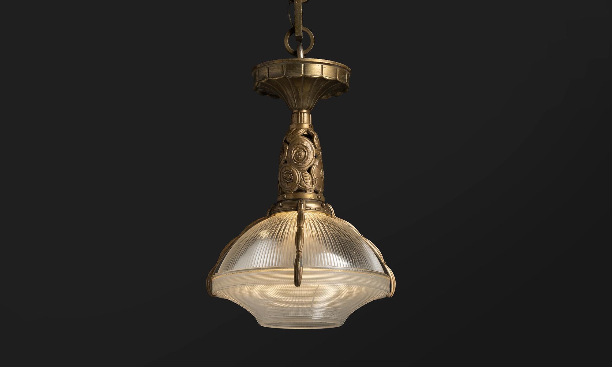 Art deco Bronze Holophane ceiling light, France circa 1924 Bon état - En vente à Culver City, CA