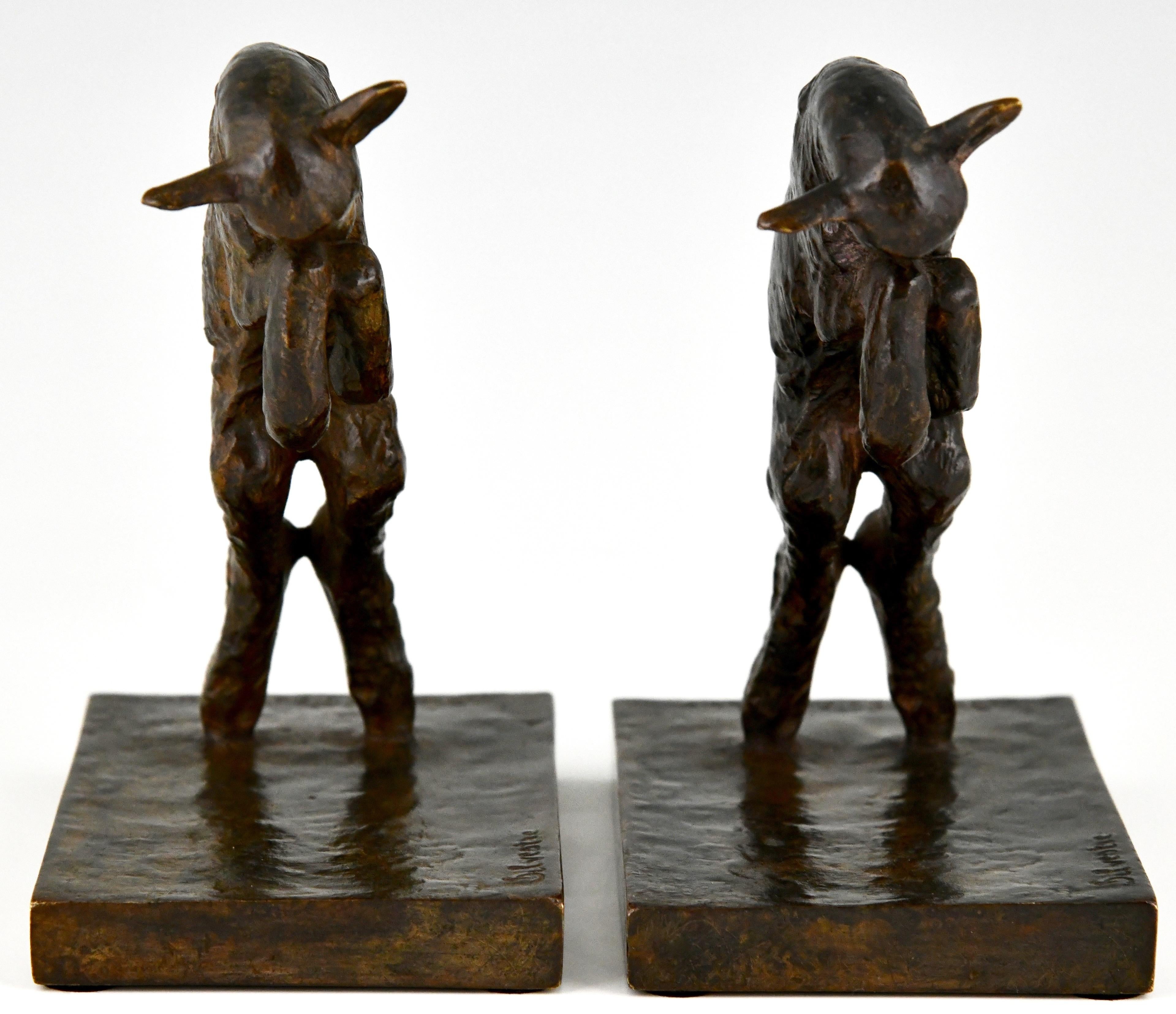 Art Deco Bronze Lamb Bookends by Paul Silvestre, Susse Frères Foundry 1930 In Good Condition In Antwerp, BE