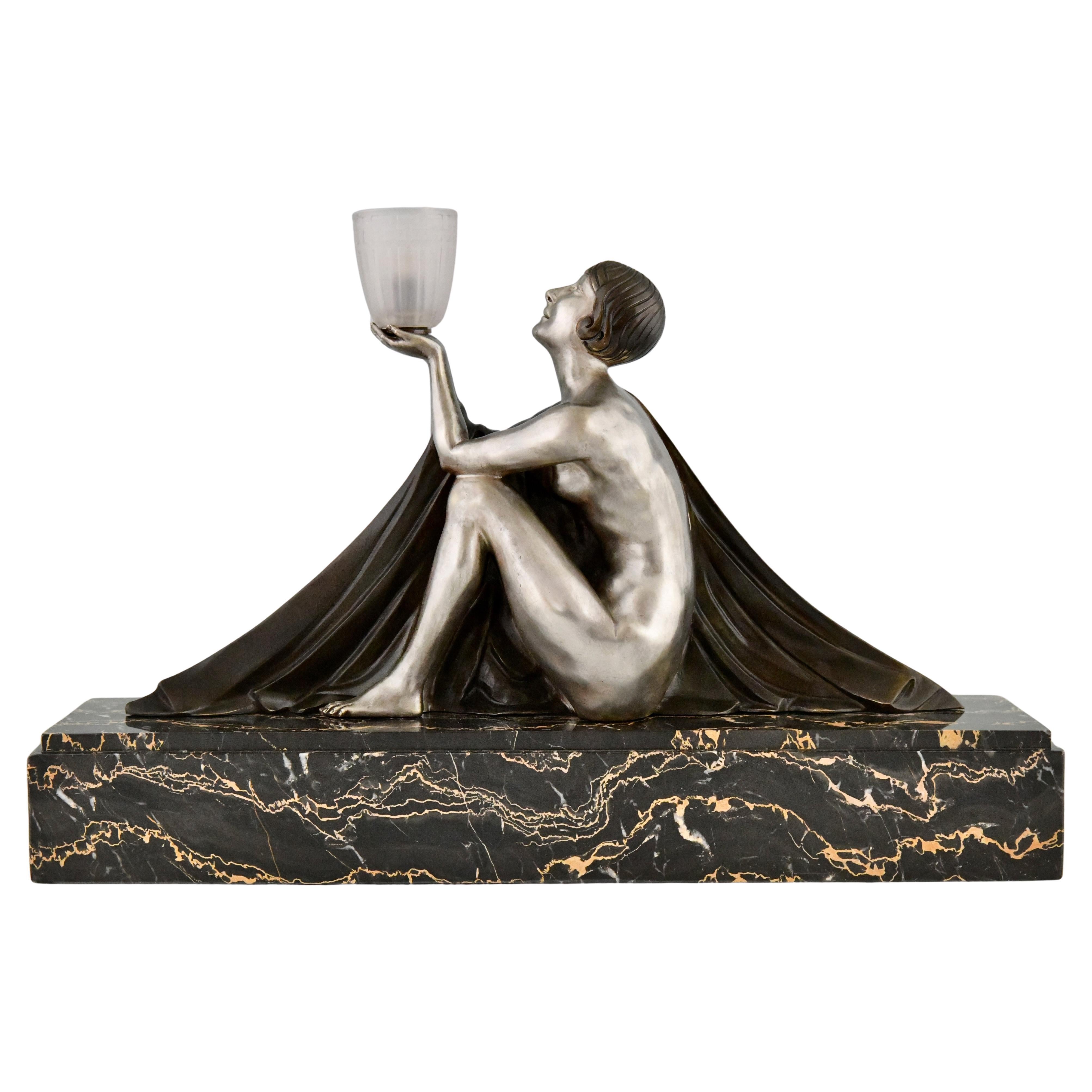 Lampe Art Déco Bronze Sculpture Dame assise avec vase par Jean Lormier France 1925