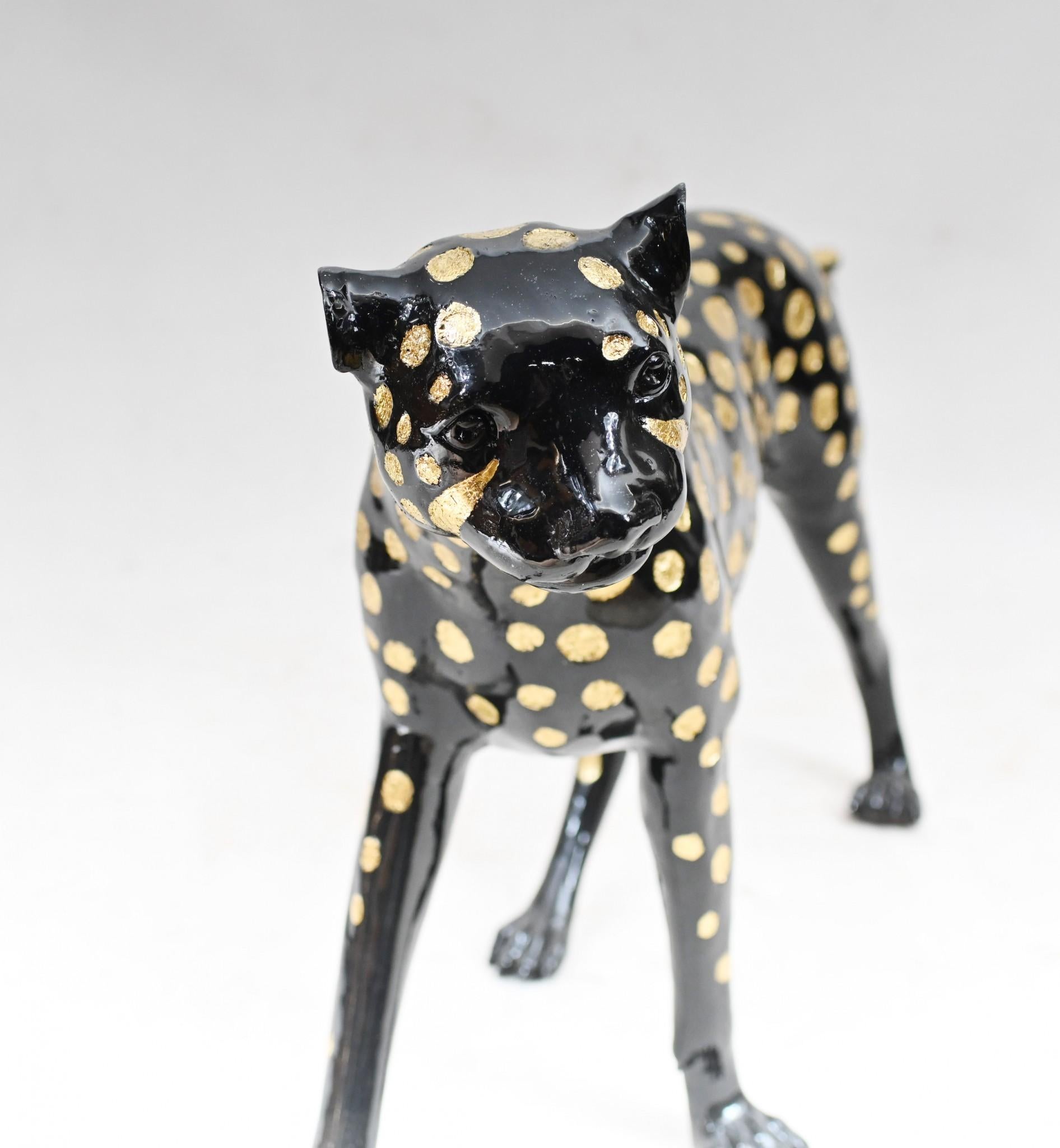 Estatua de Bronce Art Decó de Leopardo Gatos de Tamaño Natural finales del siglo XX