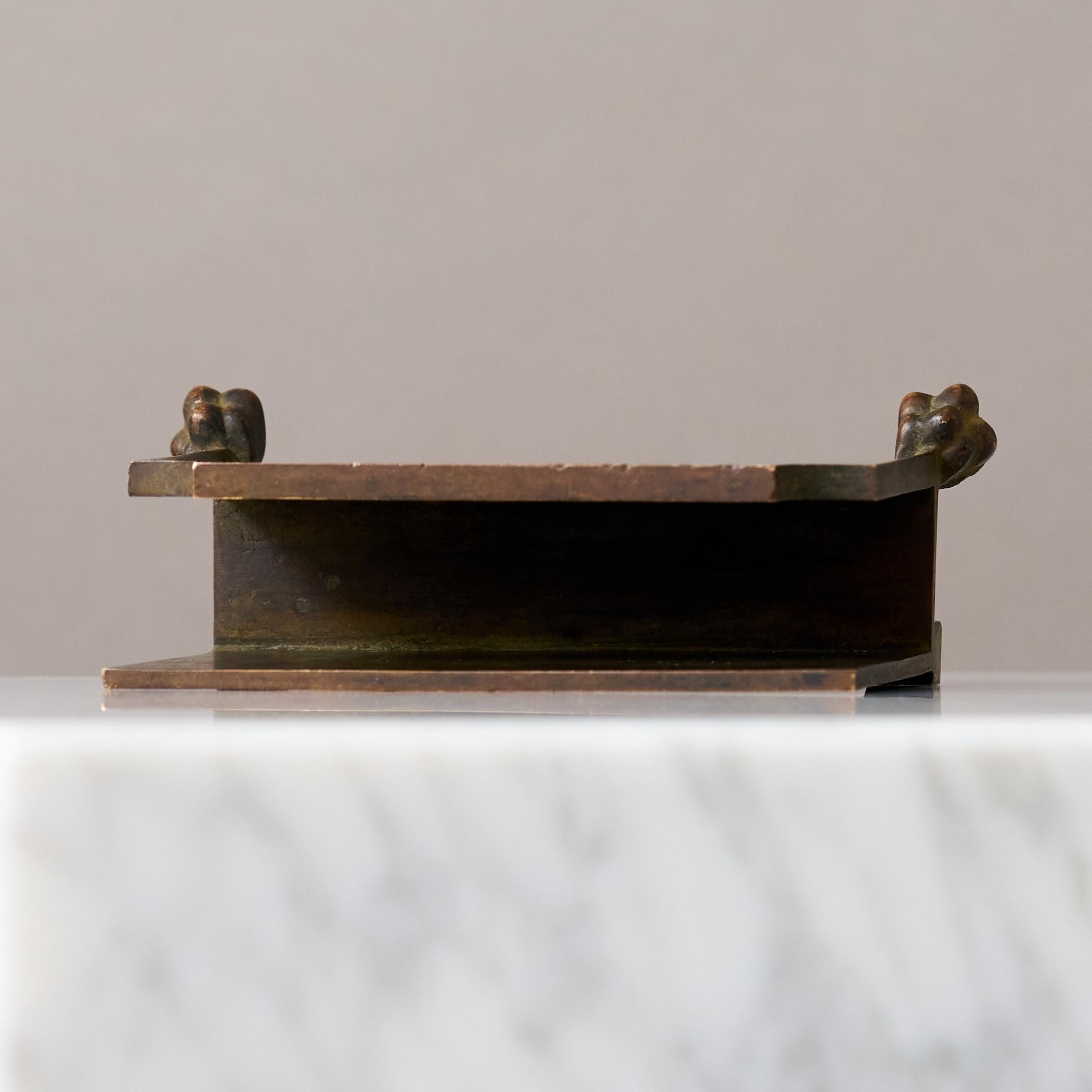 Bronzo Portacarte in bronzo Art Deco di GAB Guldsmedsaktiebolaget, Svezia, 1930. in vendita