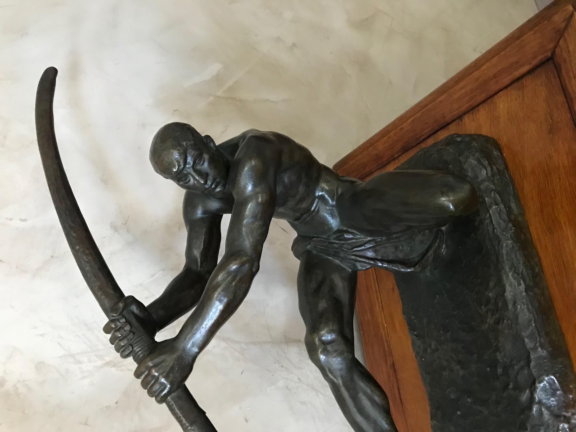 French Art Deco Bronze Man with a Bow by G.Gori, 1925 For Sale