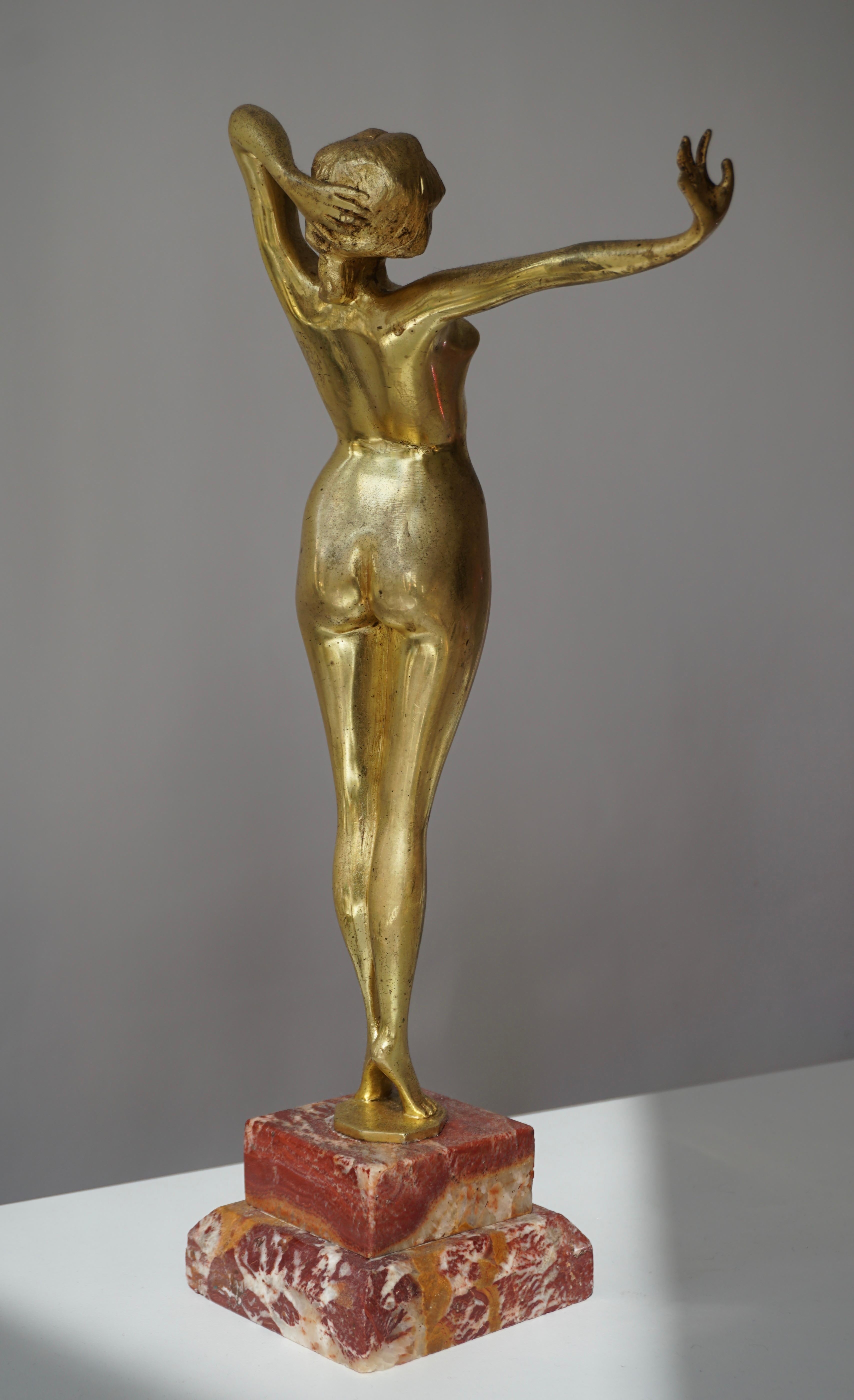 Bailarina erótica desnuda de bronce Art Déco, Francia, 1920 Art Decó en venta