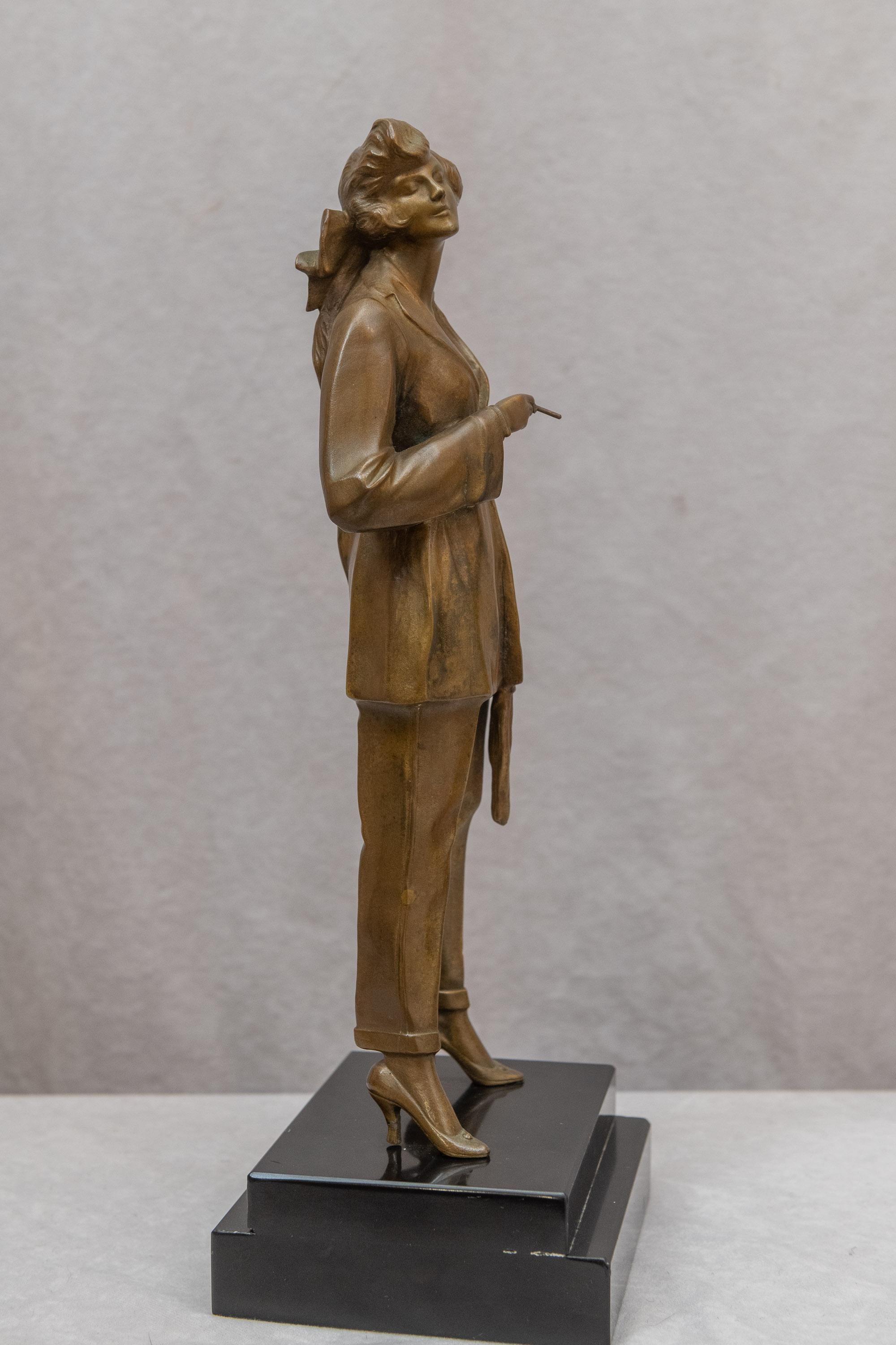 Hand-Crafted Art Deco Bronze of a Classy Woman by Bruno Zach ca. 1930s