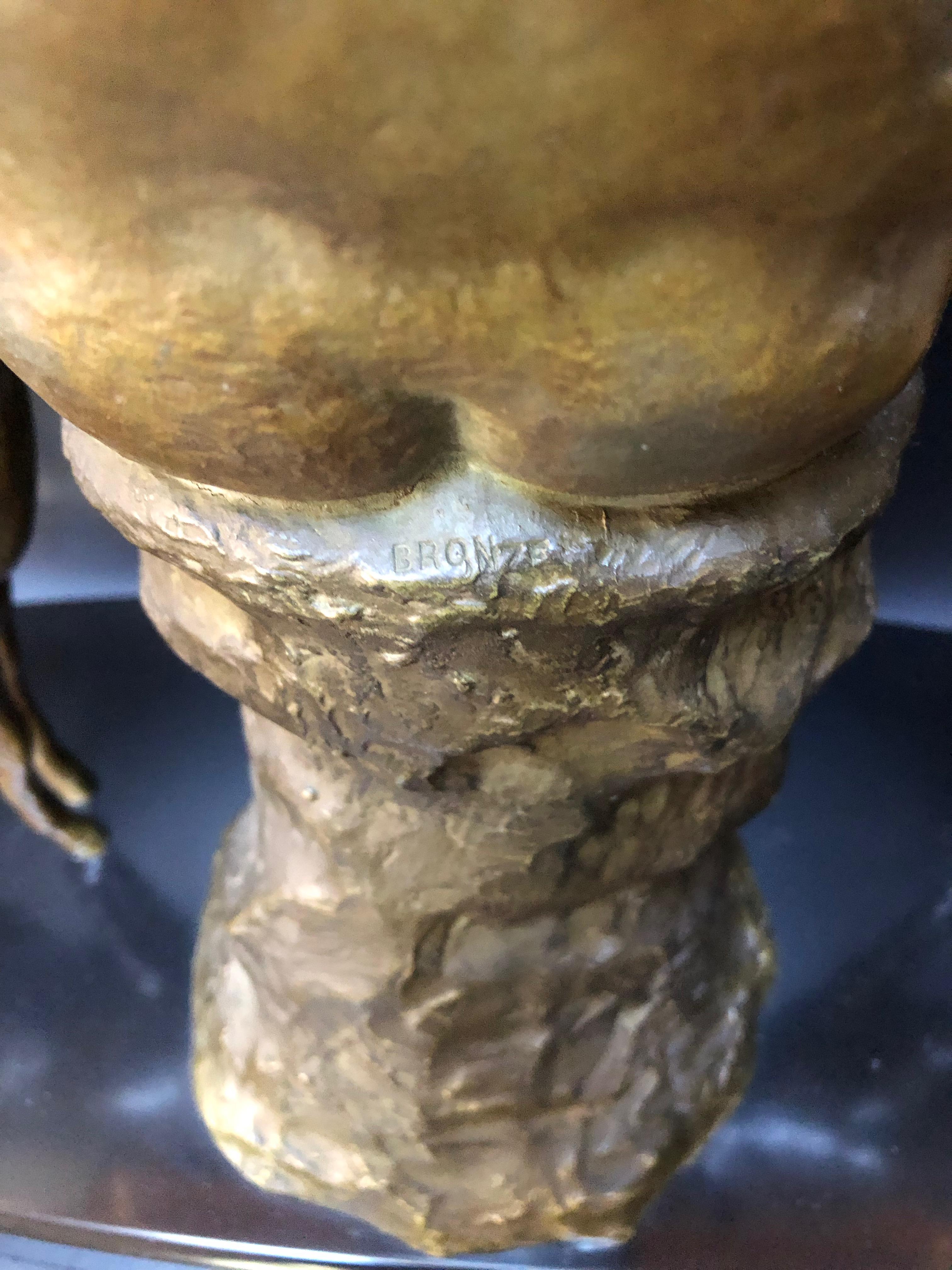 Bronze Offre en bronze Art Déco signée Cipriani en vente