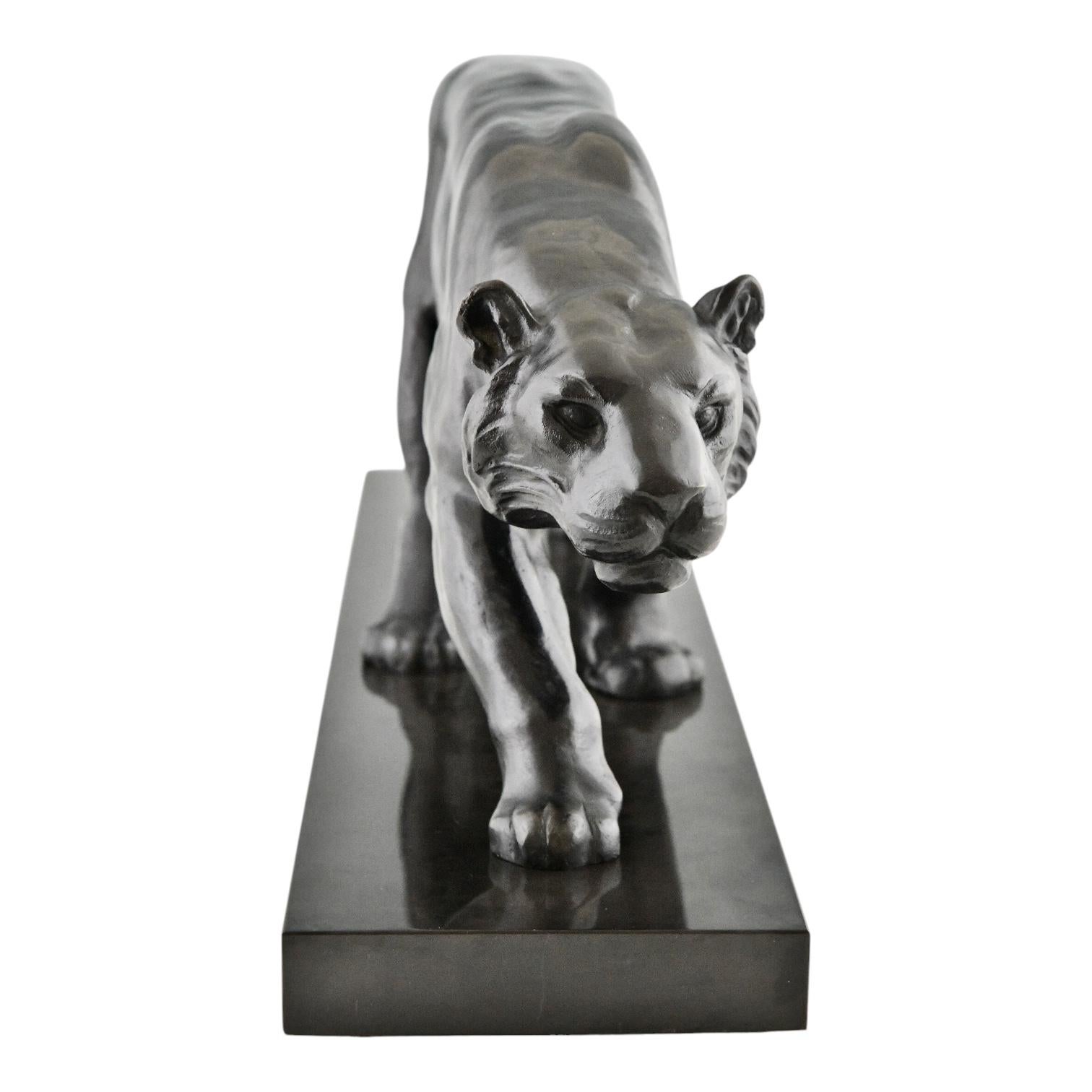 French Art Deco Bronze Panther Sculpture Alexandre Ouline Black patina France, 1930