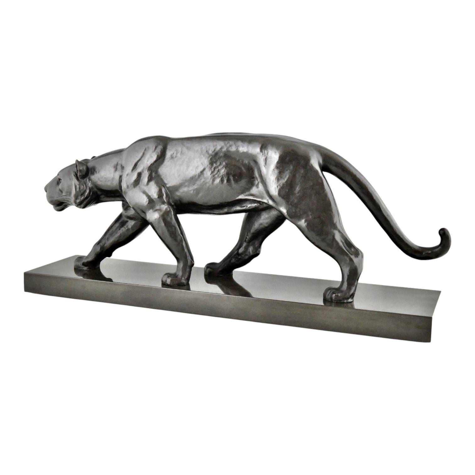 Art Deco Bronze Panther Sculpture Alexandre Ouline Black patina France, 1930 2