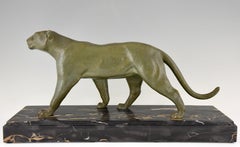 Sculpture Art Déco en bronze représentant une panthère Alexandre Ouline, France, 1930
