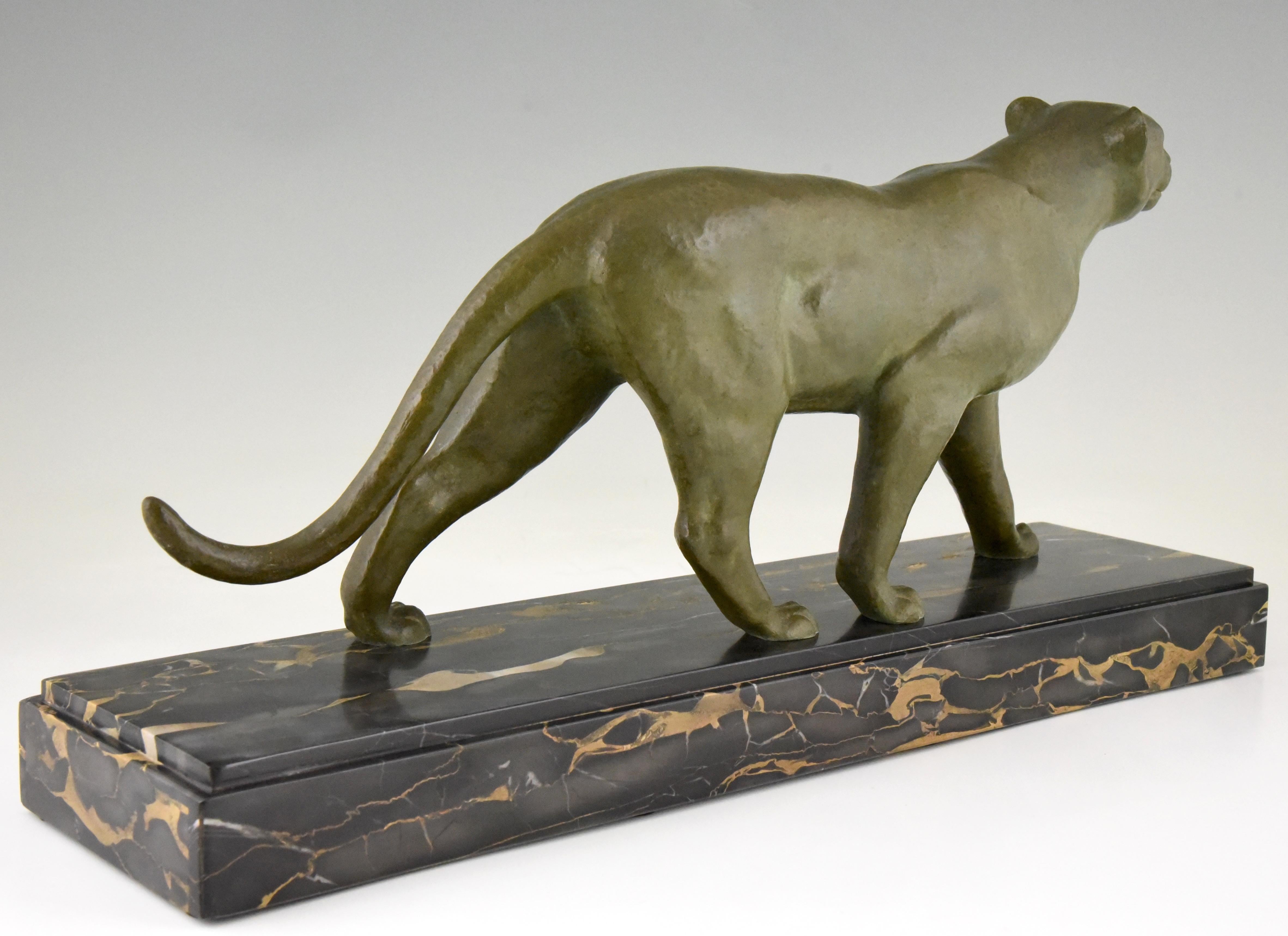 Art Deco Bronze Panther Sculpture Alexandre Ouline, France, 1930 In Good Condition In Antwerp, BE