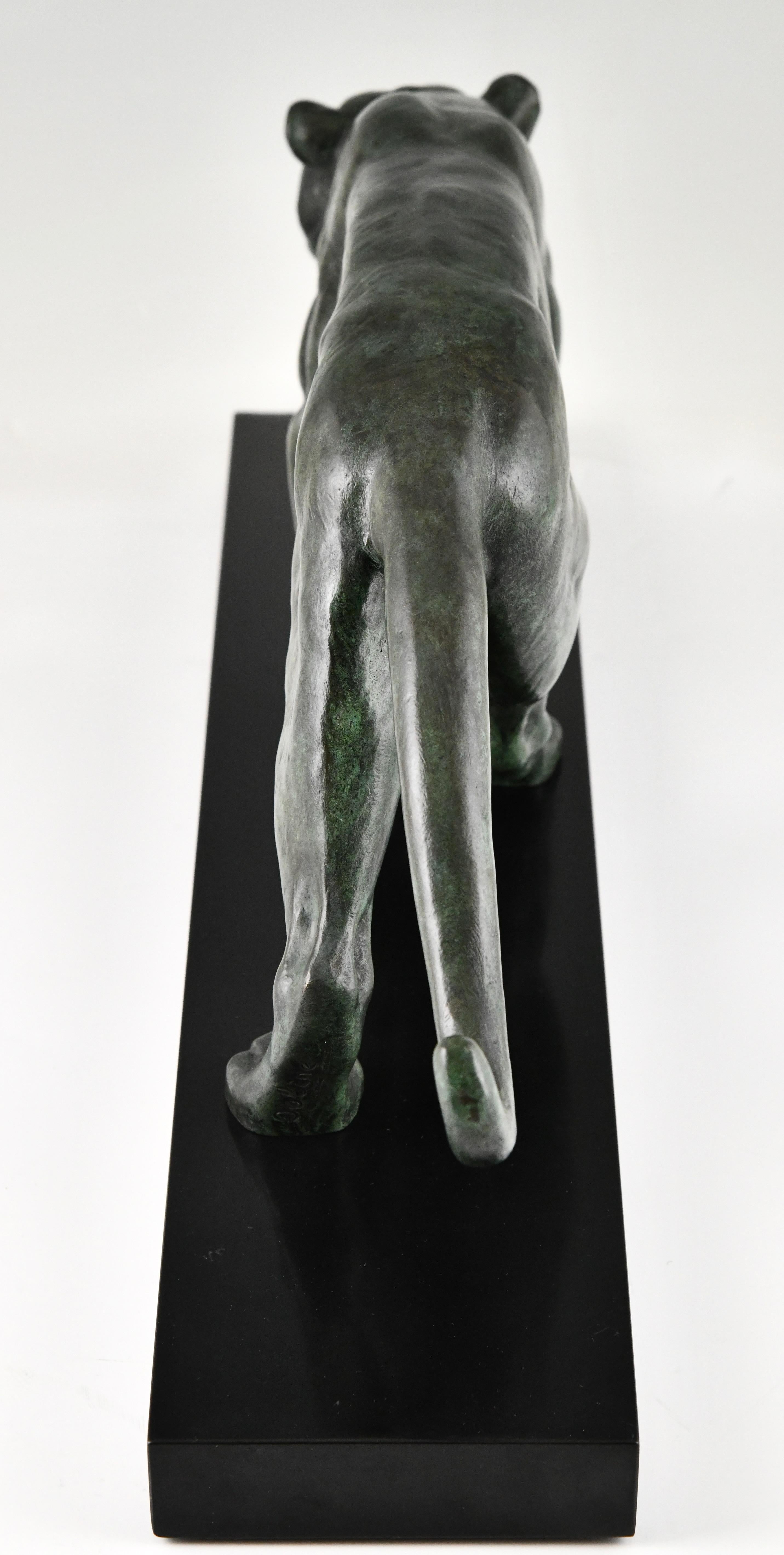 Milieu du XXe siècle Sculpture de panthère en bronze Art déco par Alexandre Ouline, France, 1930