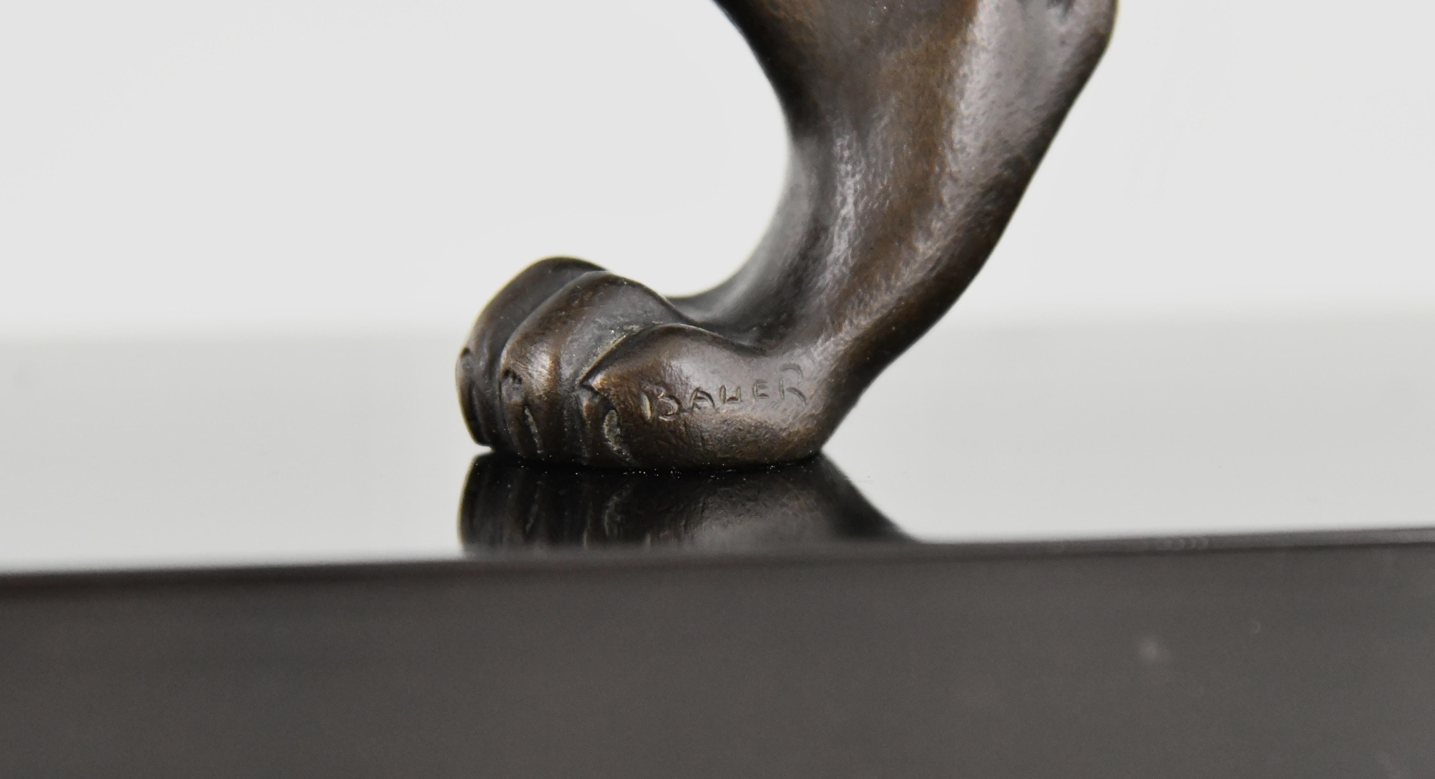Sculpture de panthère Art Déco de F. Bauer sur socle en marbre, Autriche, 1930. 2