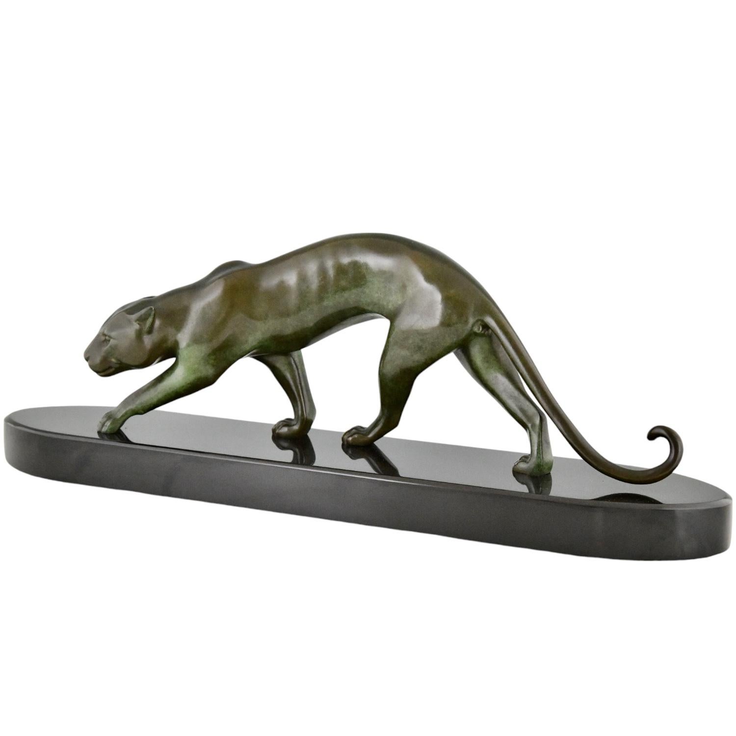 Sculpture de panthère en bronze Art Déco de Georges Lavroff France 1945 en vente 1