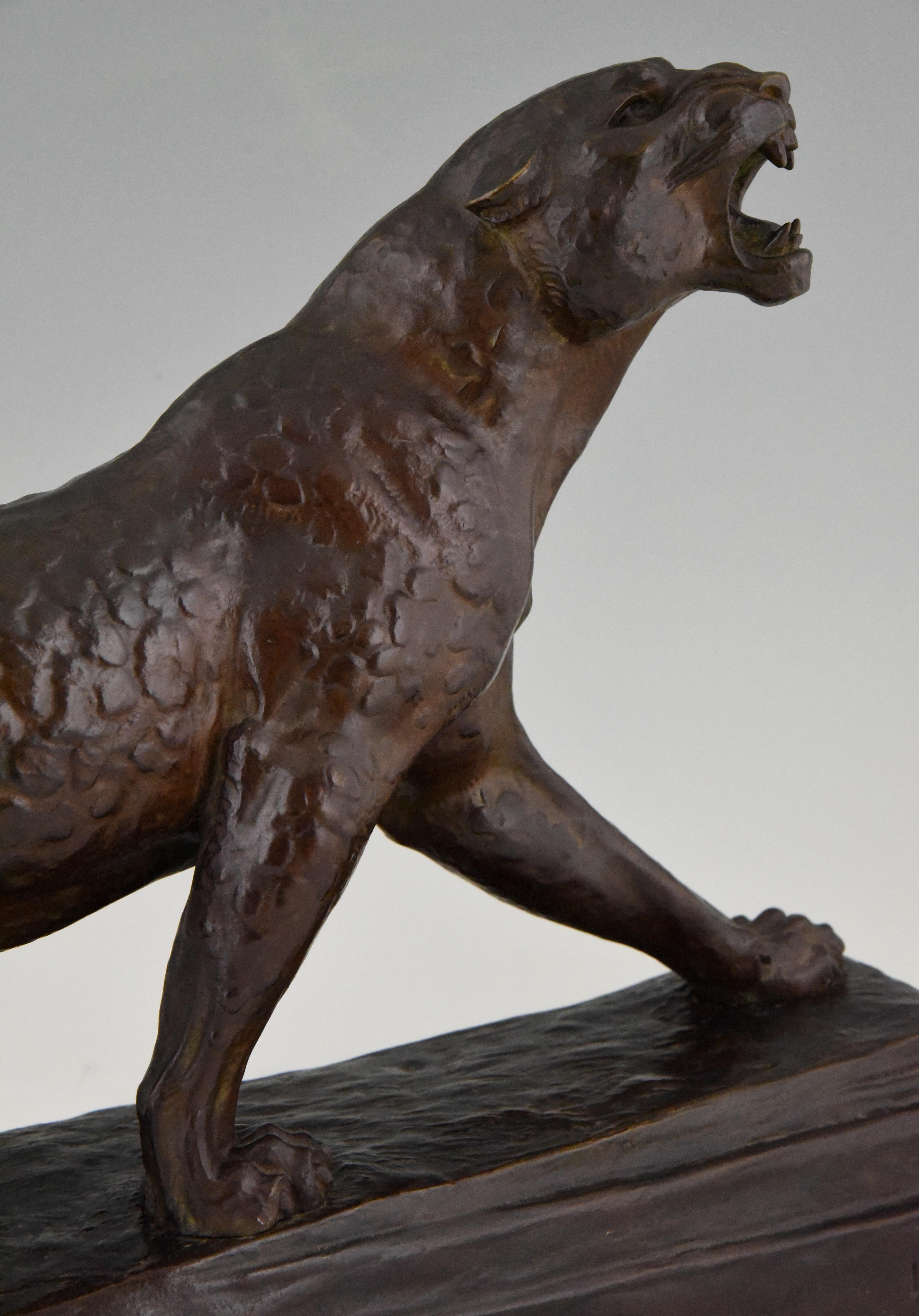 Art Deco Bronze Panther Sculpture by Louis Albert Carvin  1920  france 3
