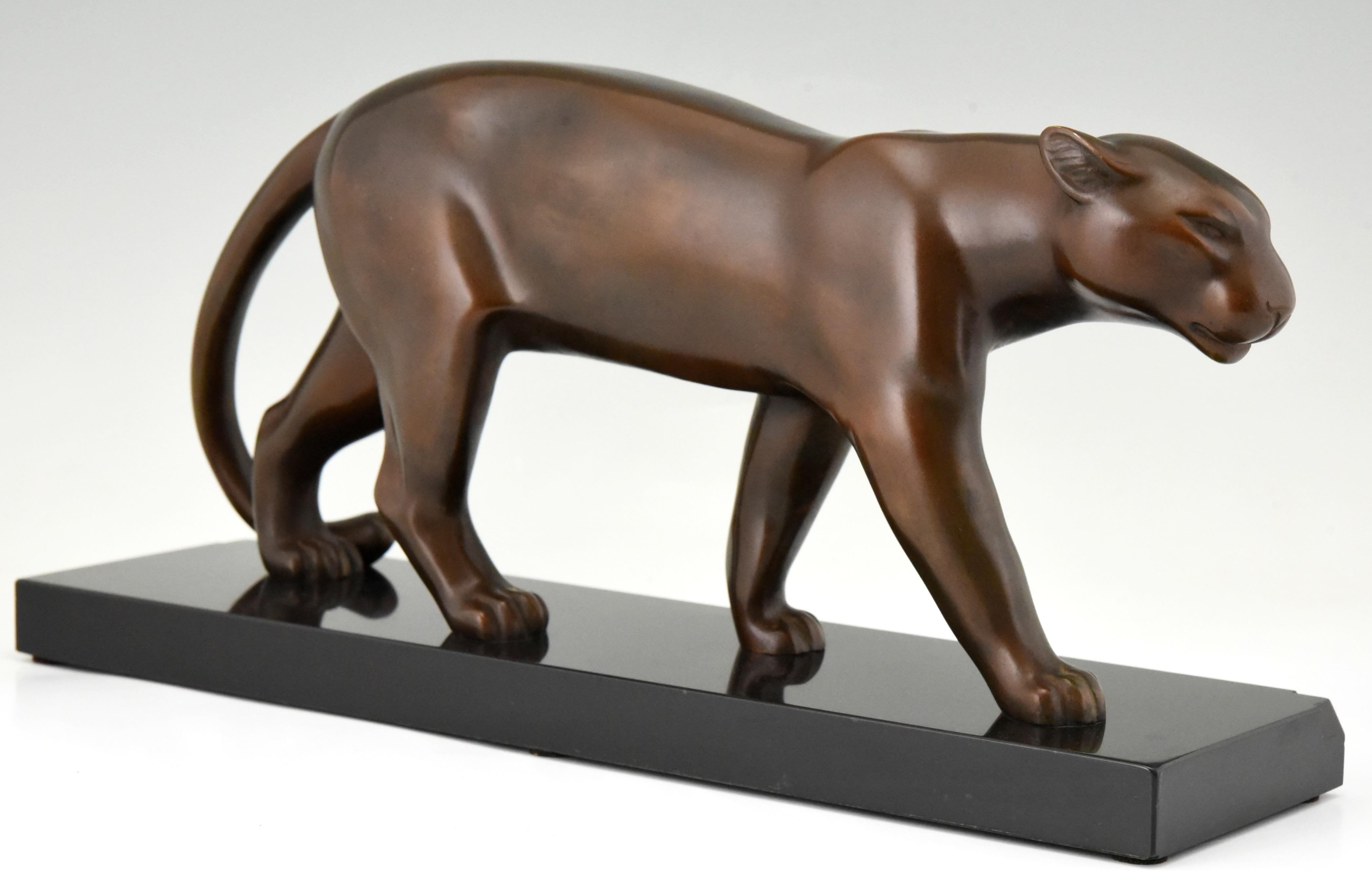 Art Deco Bronze Panther Sculpture Emile Louis Bracquemond, France 1930 In Good Condition In Antwerp, BE