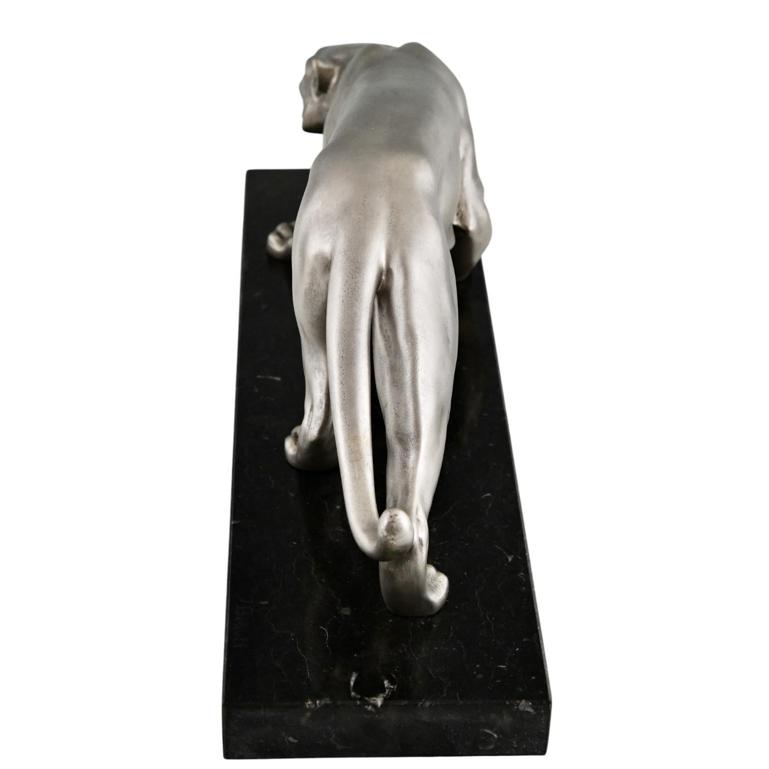 Milieu du XXe siècle Sculpture de panthère en bronze Art Déco signée J. Brault en vente