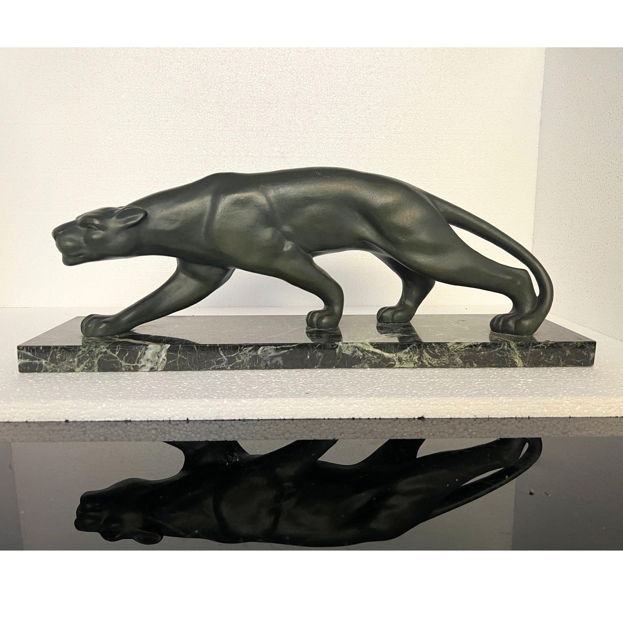Art Deco Bronze Panther, Signed Secondo, France circa 1930 For Sale 1