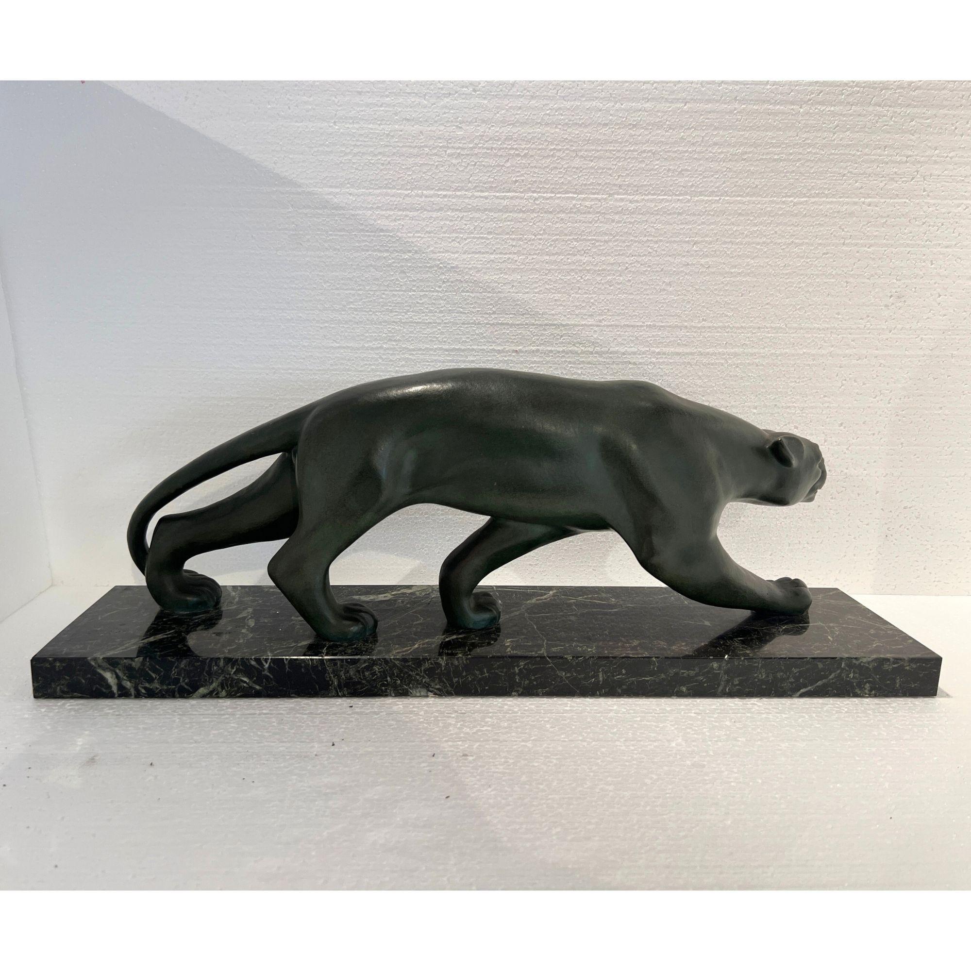 Art Deco Bronze Panther, Signed Secondo, France circa 1930 For Sale 3