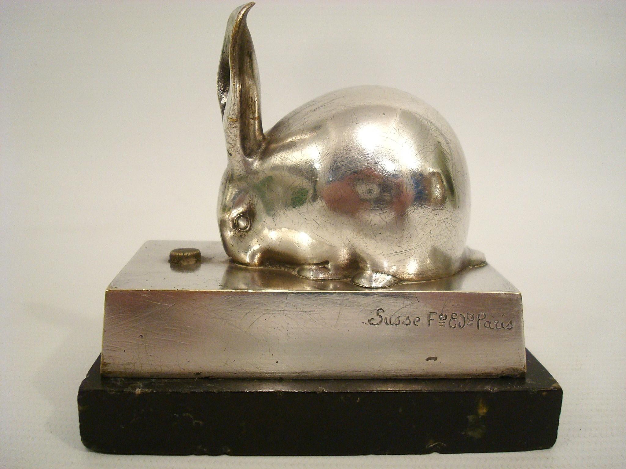 Argenté Anneau de cloche de table en bronze Art Déco en forme de lapin par Edouard-Marcel Sandoz 1920s en vente
