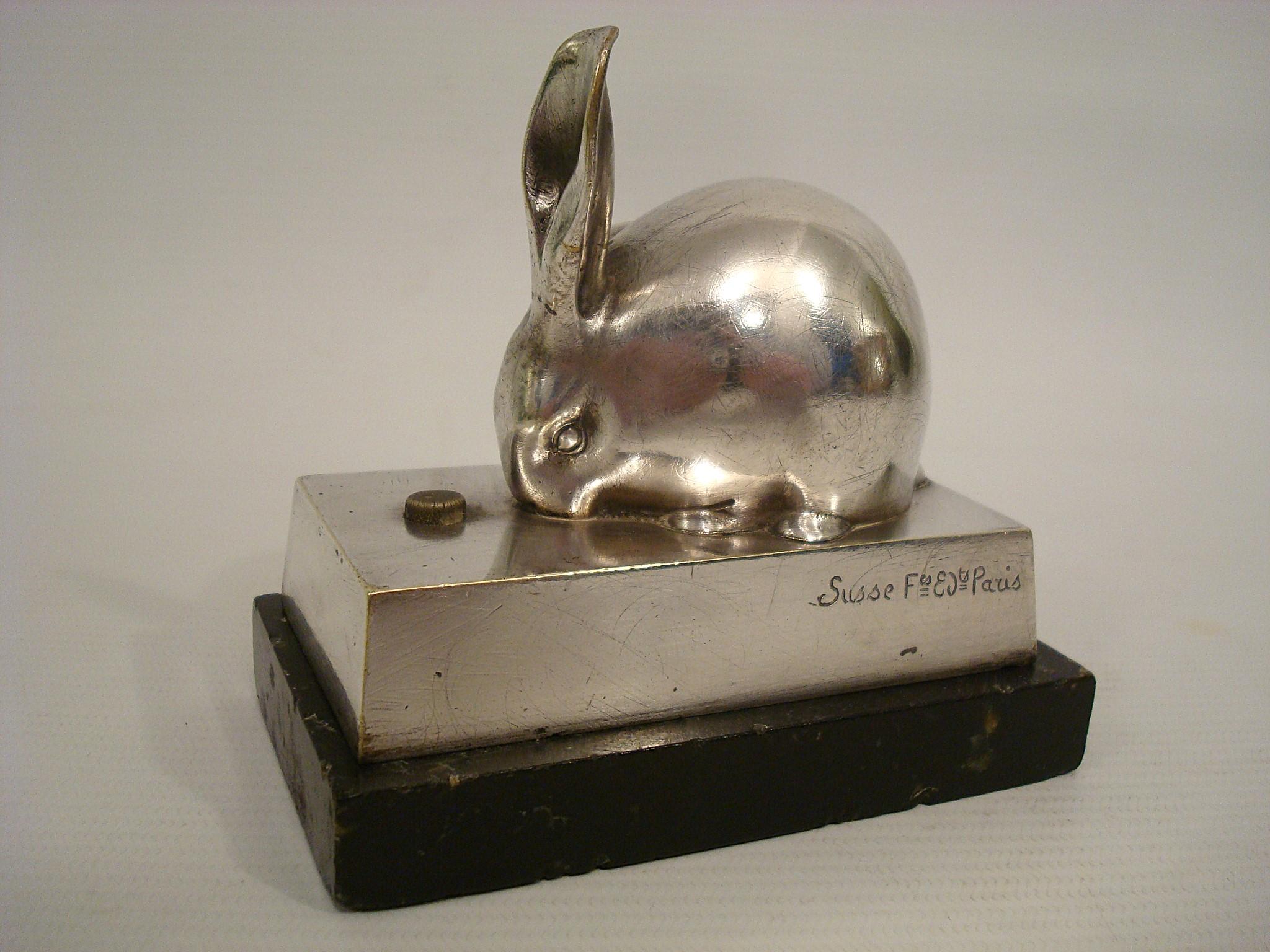 Bronze Anneau de cloche de table en bronze Art Déco en forme de lapin par Edouard-Marcel Sandoz 1920s en vente