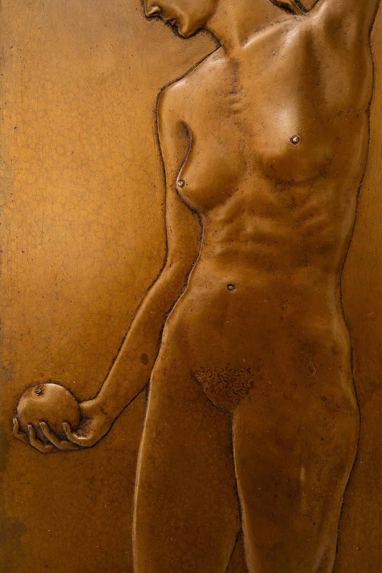 Art Decó Relieve de bronce con mujeres desnudas motiv pátina original alrededor de 1920 en venta 1