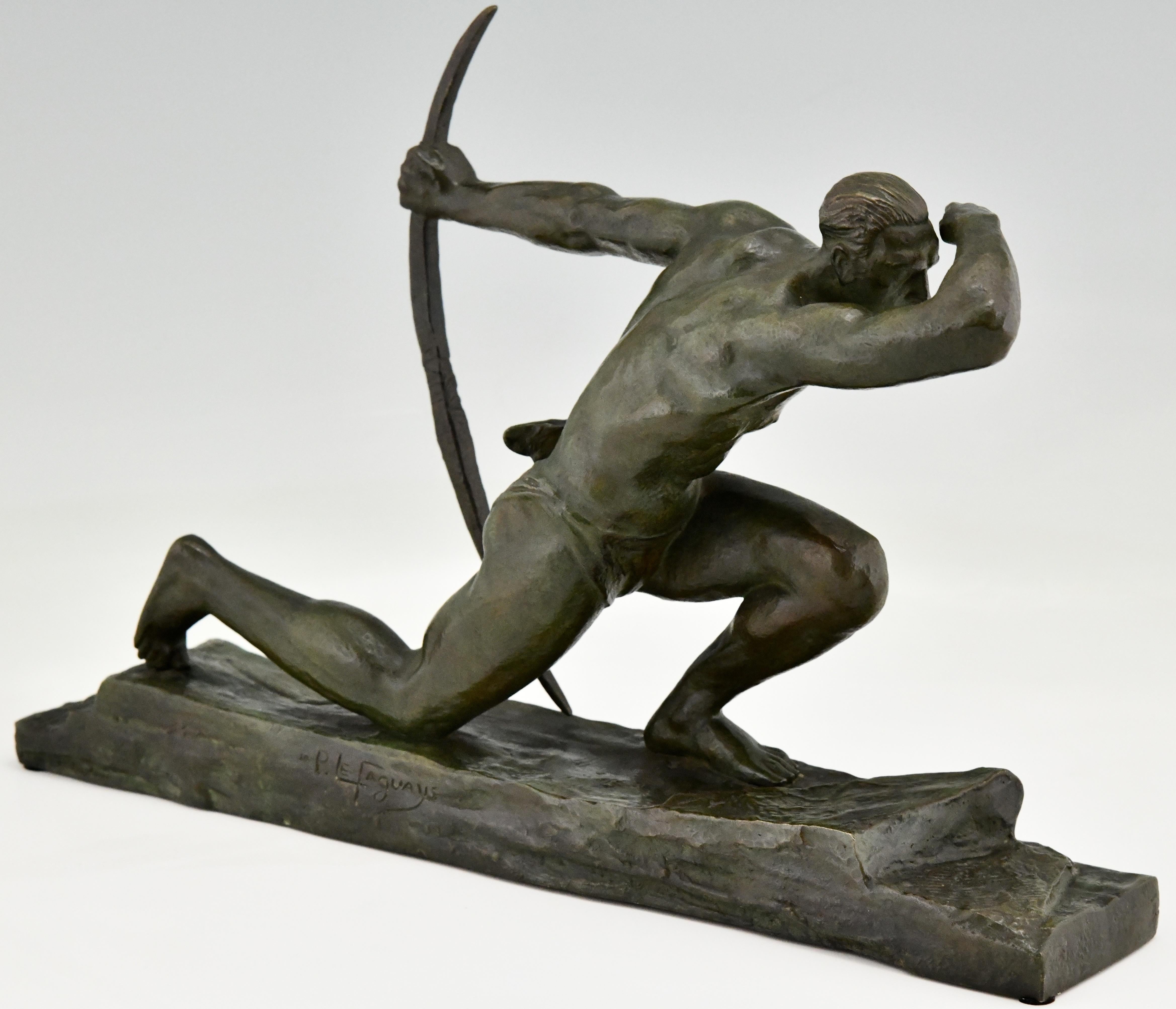 Art Deco Bronze Sculpture Athlete with Bow by Pierre Le Faguays France, 1930 In Good Condition In Antwerp, BE