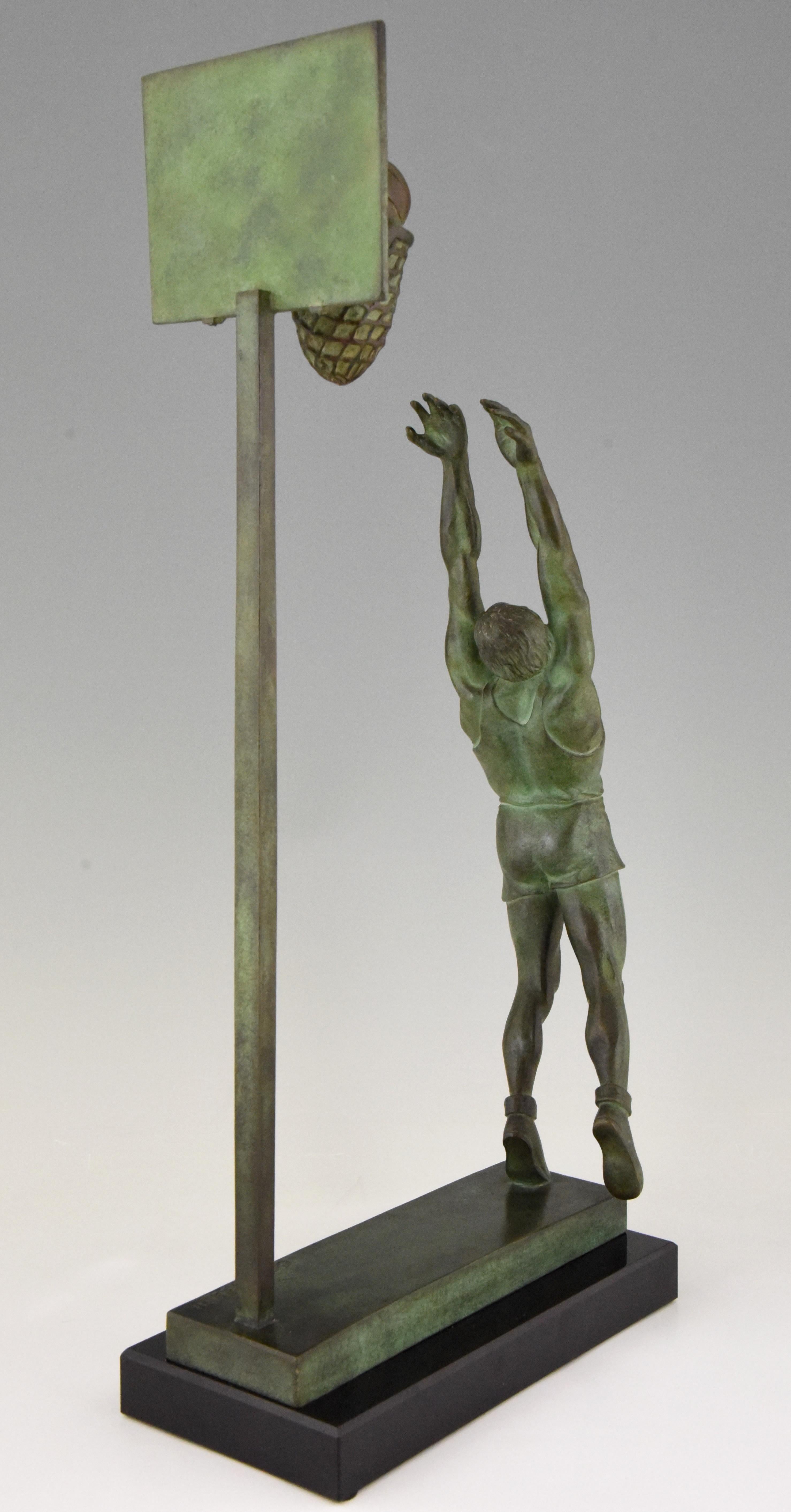 Art Deco Bronze Sculpture Basketball Player Reverse Dunk G. E. Mardini France 1
