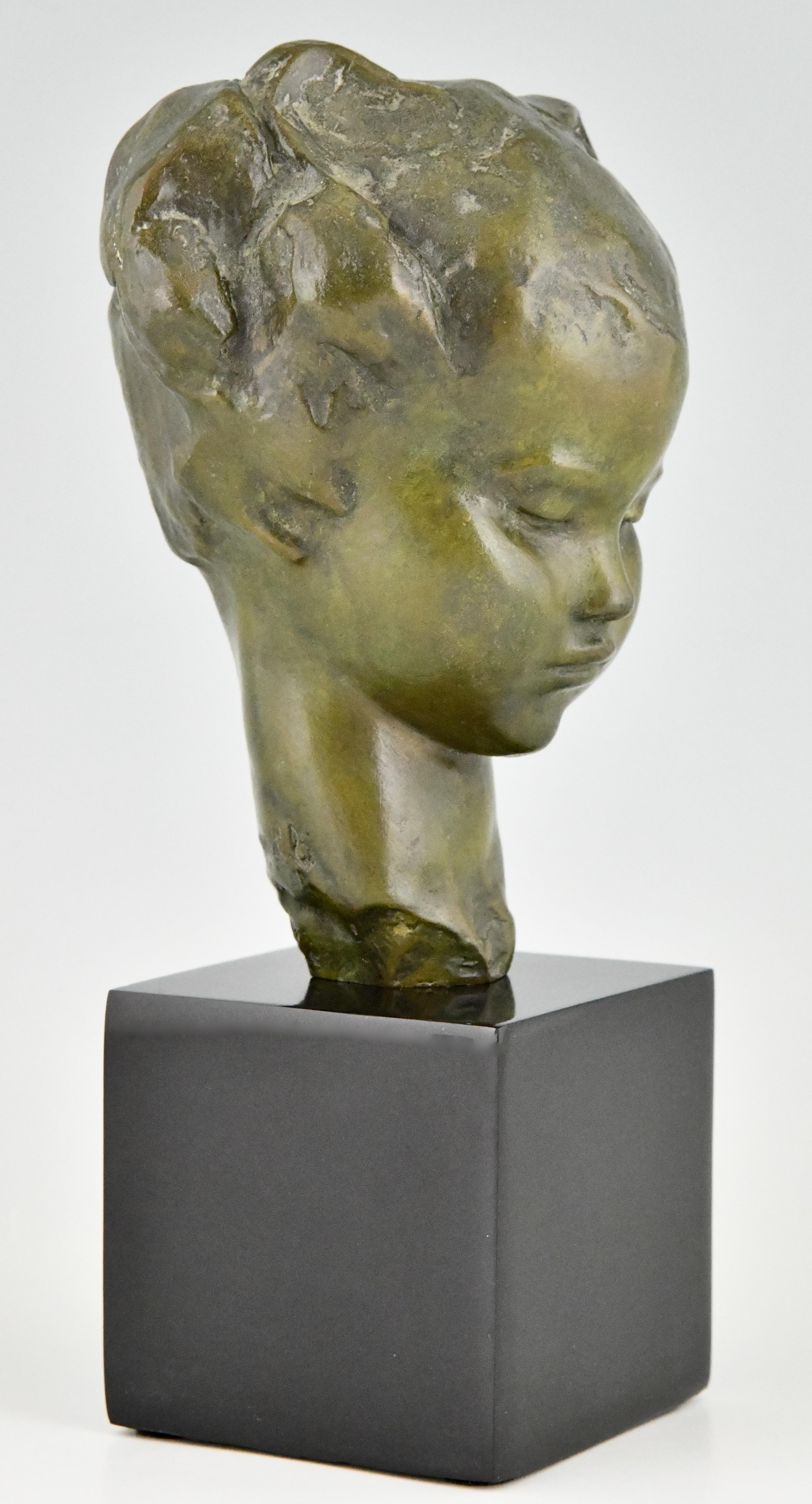 French Art Deco Bronze Sculpture Bust of a Girl Amadeo Gennarelli, 1920