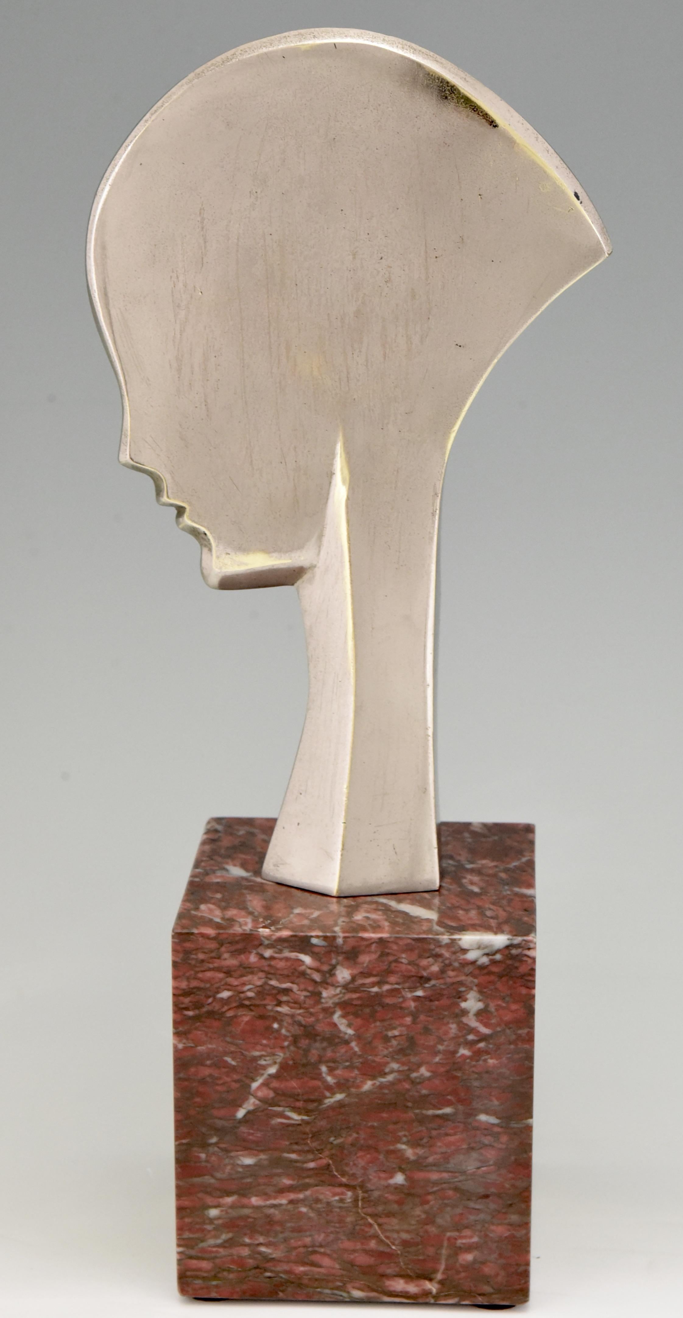 Art Deco bronze sculpture bust woman profile att. to Guido Cacciapuoti 1930 In Good Condition In Antwerp, BE