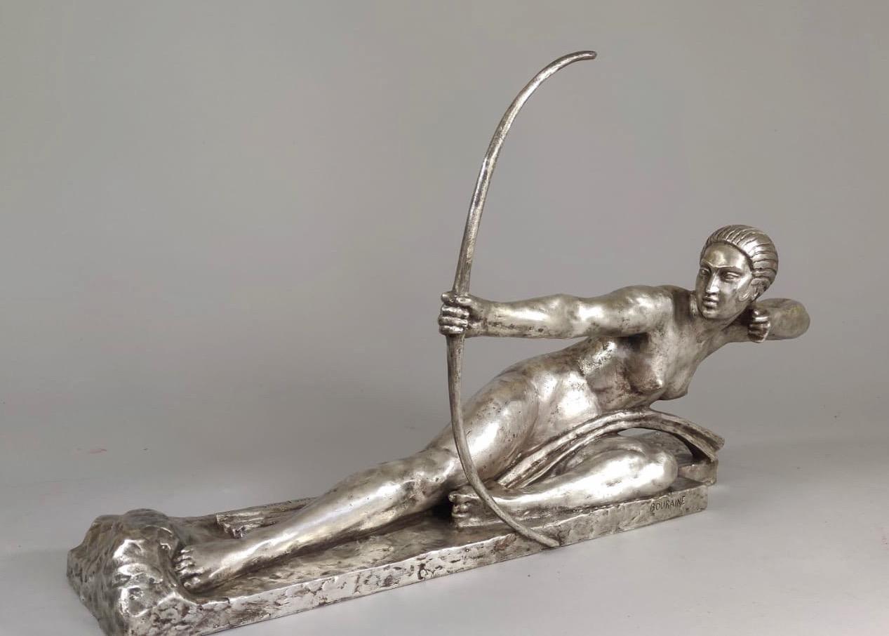 Sculpture en bronze Art Déco de Bouraine de la reine Amazone Penthesilea en vente 1
